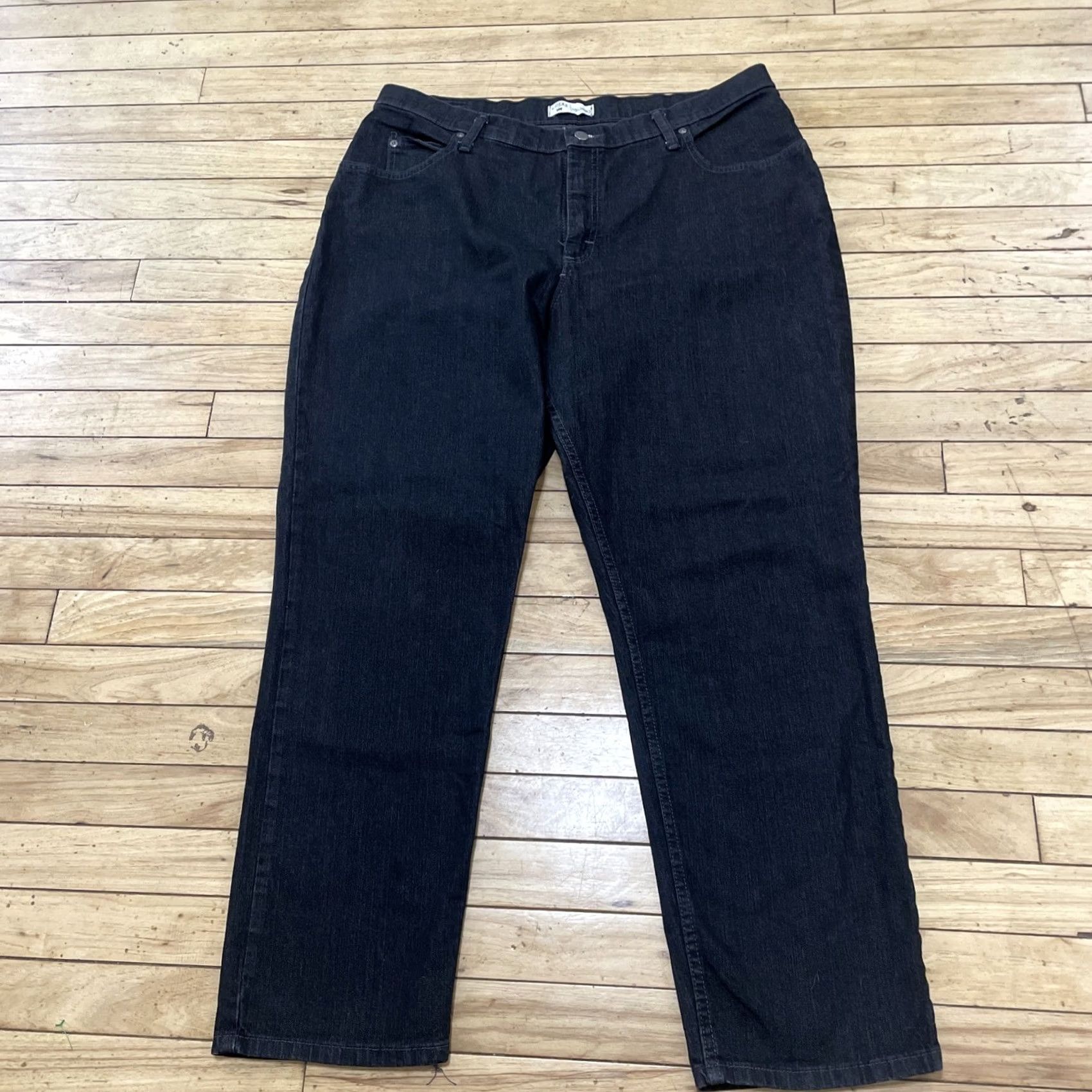 Lee VINTAGE Riders By Lee Relaxed Jeans Women 18W P Plus Petite All Black Work Pants 36x30 Size 40" / US 18 - 2 Thumbnail