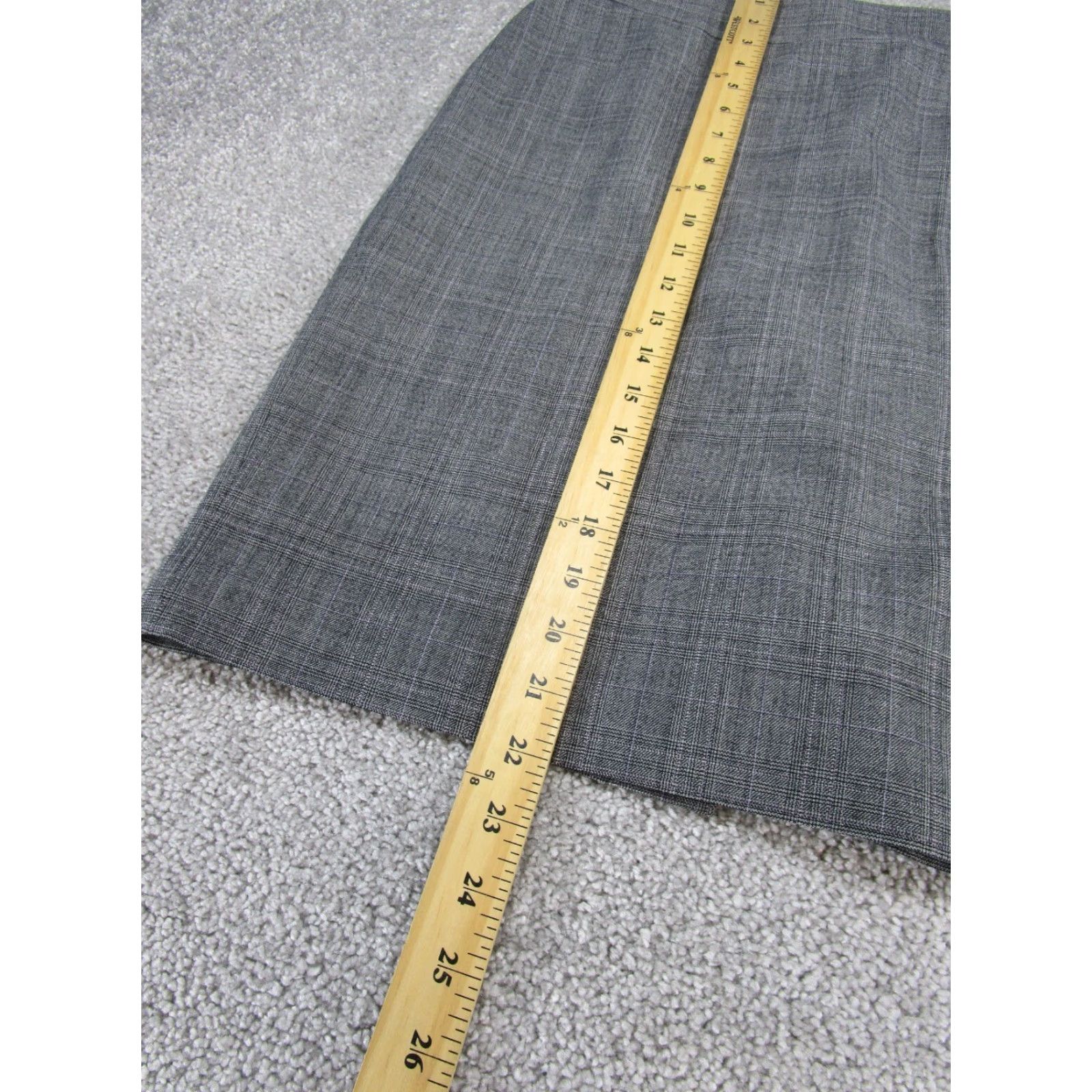 Banana Republic VINTAGE Banana Republic Pencil Skirt Womens 4 Gray Wool Blend Officewear Stain Krell? Size 27" / US 4 / IT 40 - 3 Thumbnail