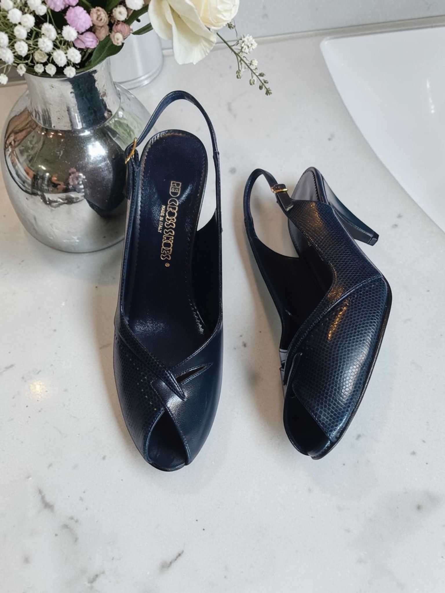 Vintage Vintage NWT Italian Blue Leather Slingback Kitten Heels Size US 8.5 / IT 38.5 - 2 Thumbnail
