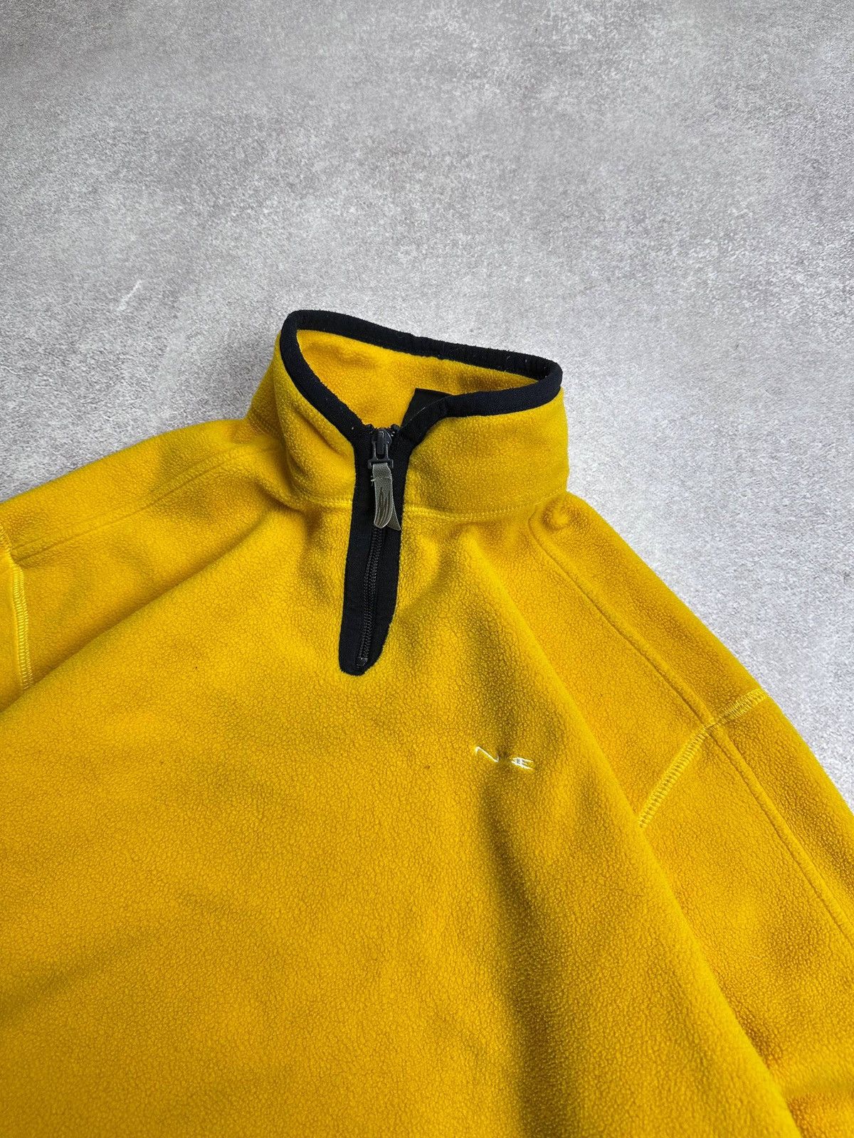 Nike Vintage Nike Yellow Fleece Retro Y2K Sherpa Jacket M Size US M / EU 48-50 / 2 - 3 Thumbnail