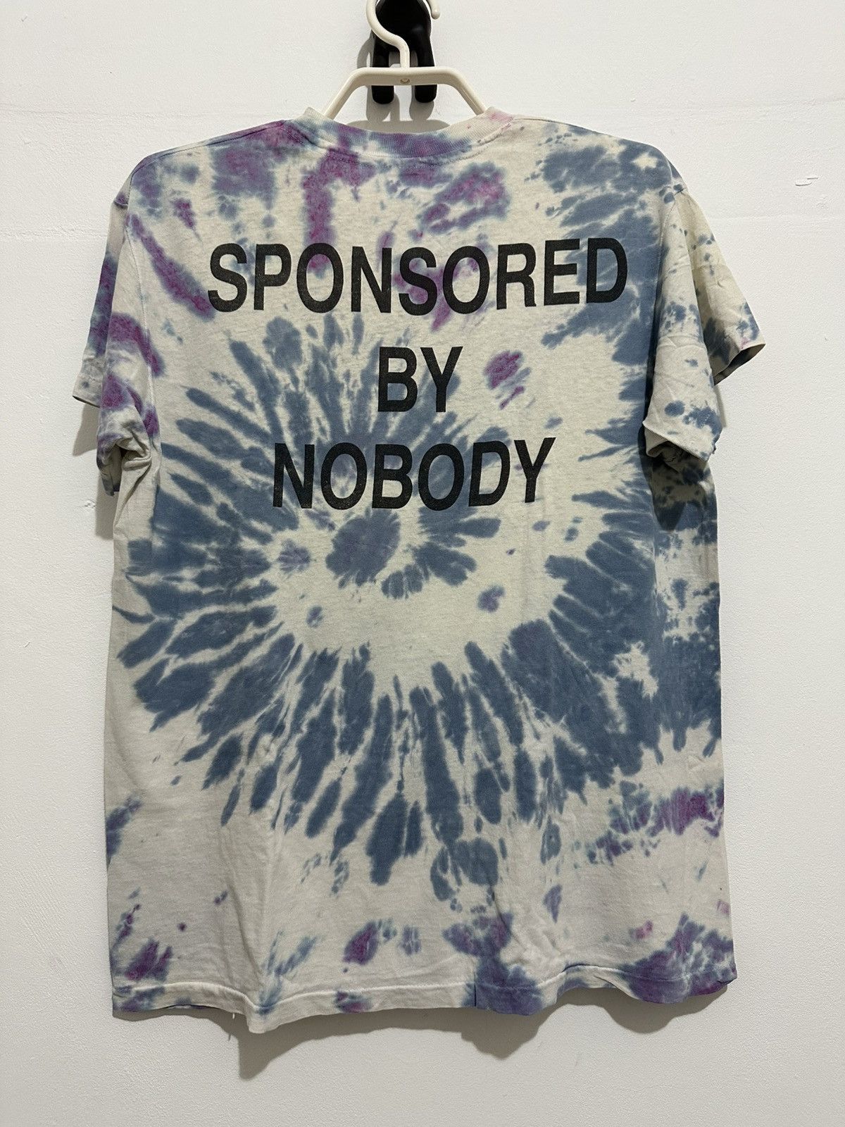 Band Tees Vintage 80’s Neil Young & The Bluenotes Band Tour TShirt Size US L / EU 52-54 / 3 - 2 Thumbnail