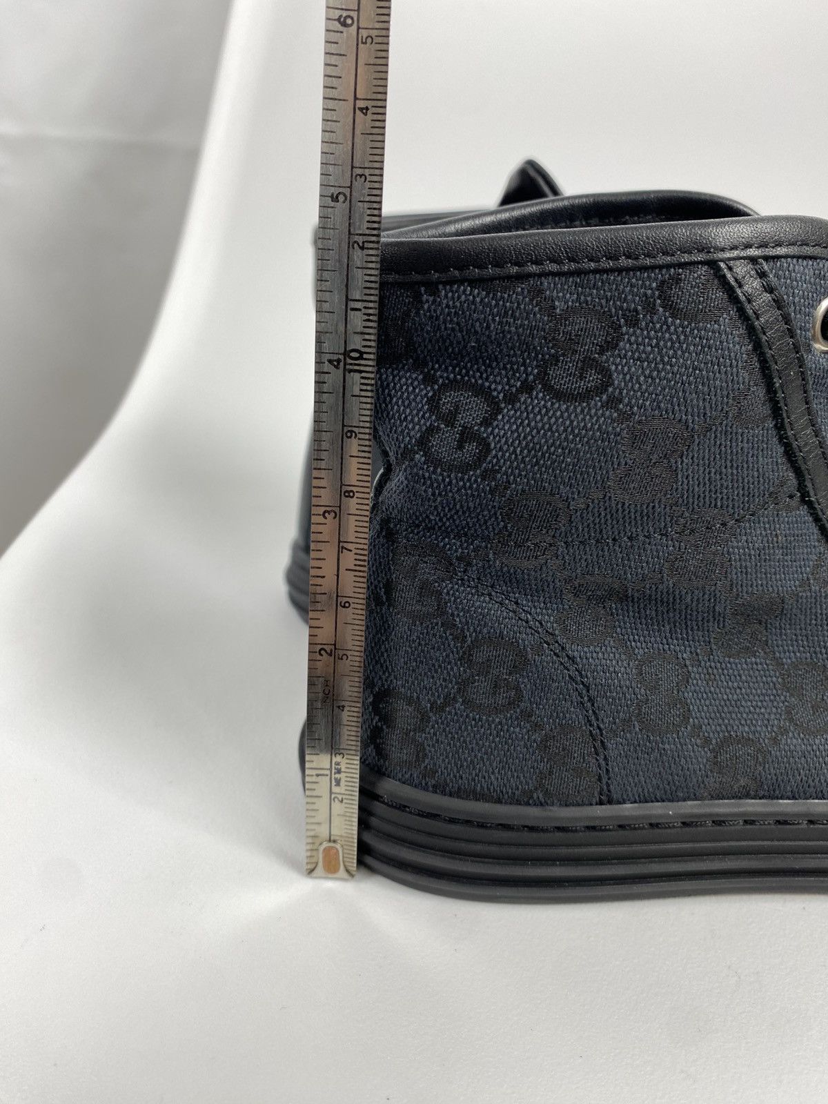 Gucci Gucci GG Signature Sneakers Hi-Top Monogrammed size 35.5 Size US 5.5 / IT 35.5 - 13 Thumbnail