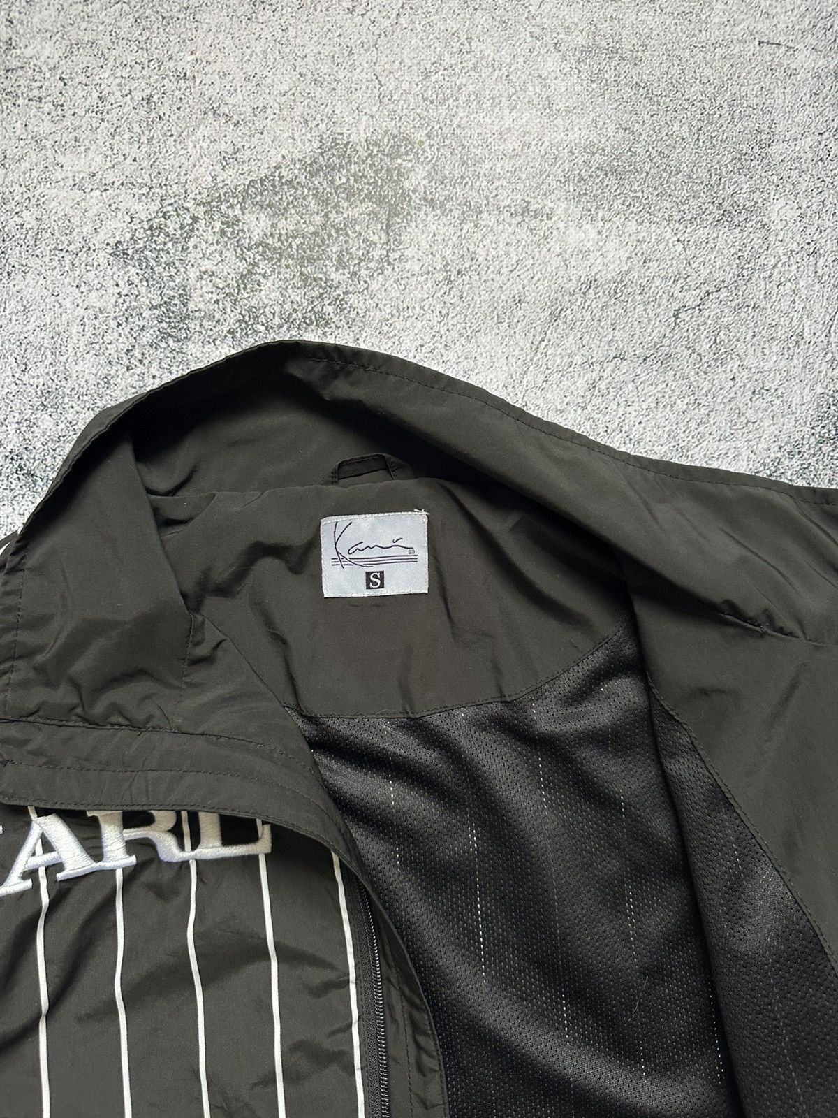 Karl Kani Vintage Karl Kani Zip Jacket Big Logo White Size US M / EU 48-50 / 2 - 9 Thumbnail