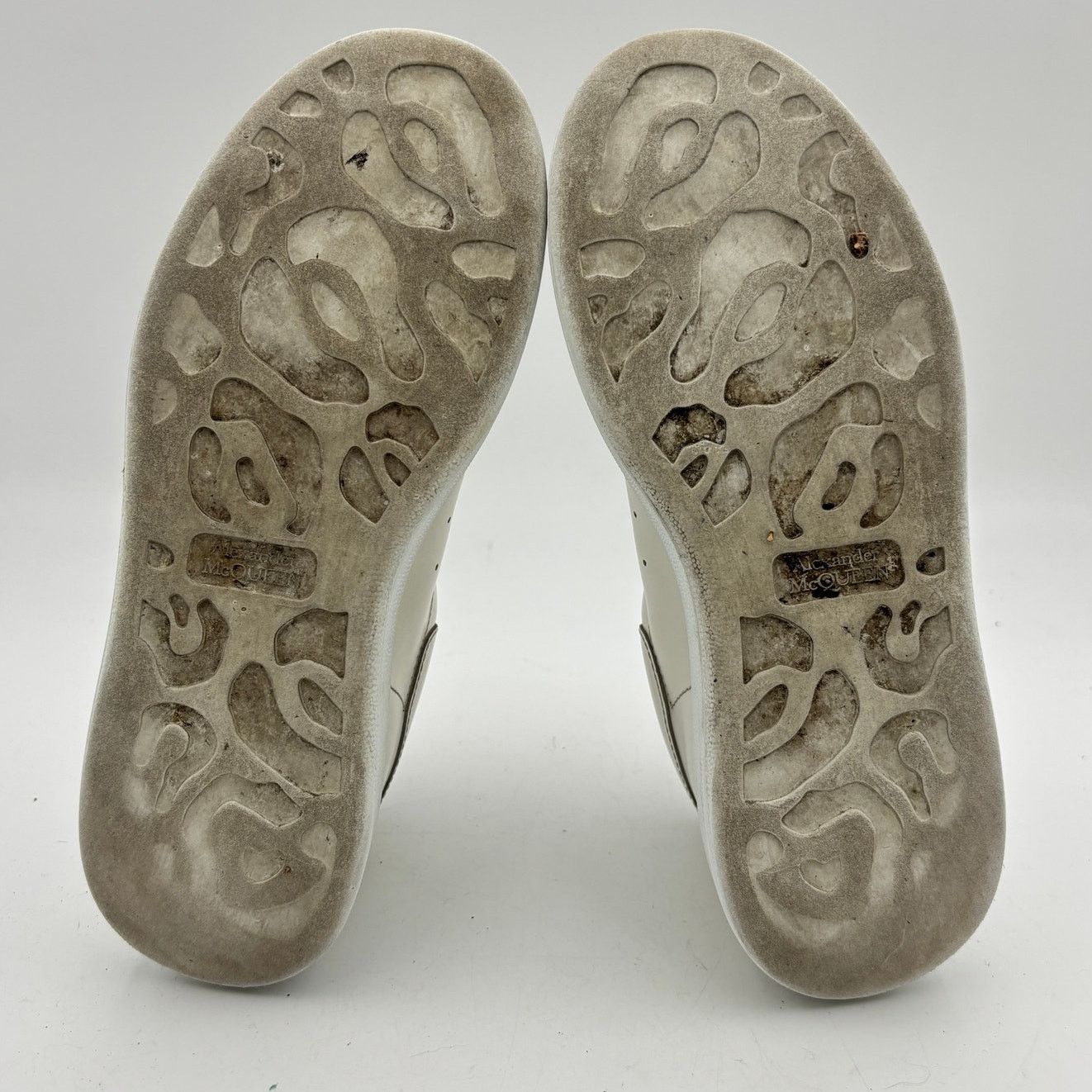 Alexander McQueen Alexander McQueen Oversized Chunky Sneakers Womens 36 US 6 Size US 6 / IT 36 - 8 Thumbnail
