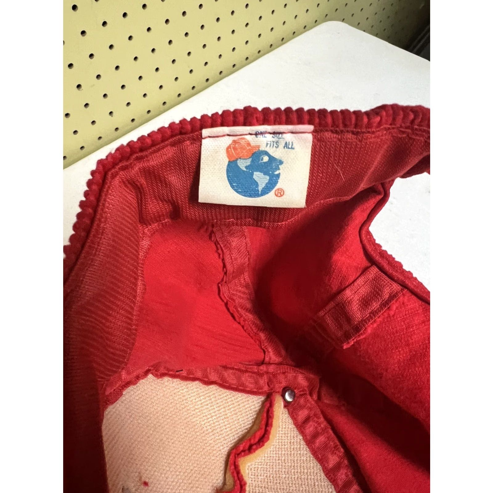 Vintage VINTAGE Corduroy Bar W. Lebanon NH Distressed Small SnapBack Men S Red Snapback Hats Size ONE SIZE - 3 Thumbnail