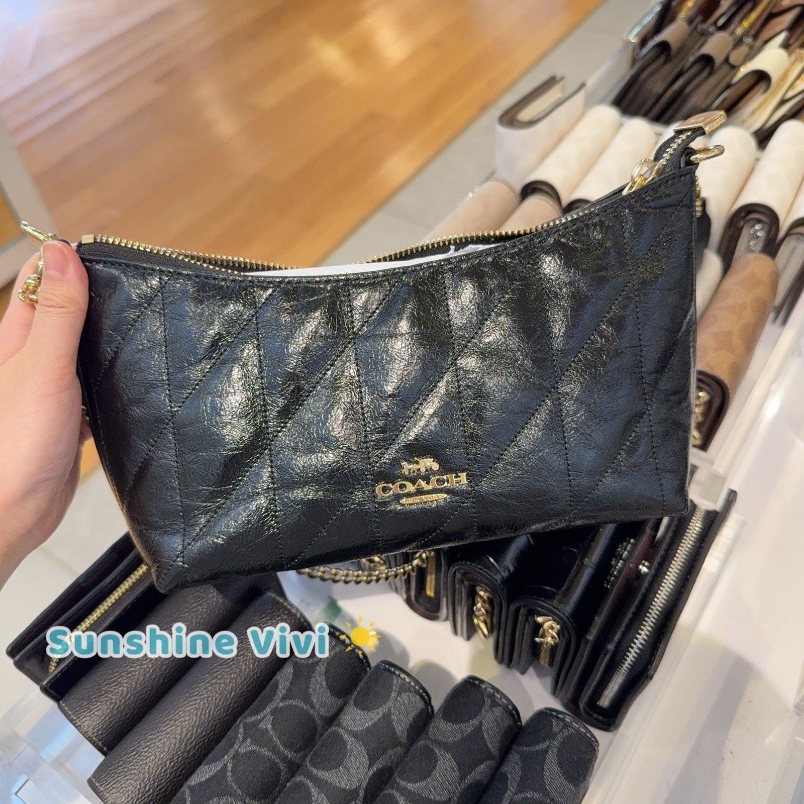Coach NWT Coach Caitlin Shoulder Bag Quilting CDZ88 leather black Size ONE SIZE - 2 Thumbnail