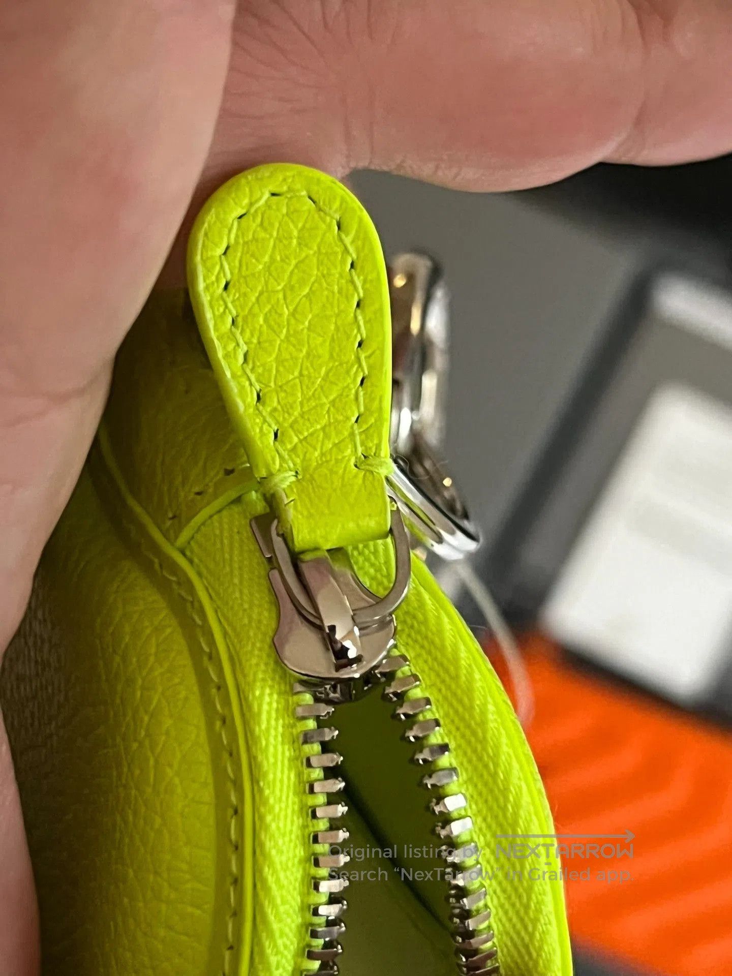Balenciaga Balenciaga Heart Mirror Coin Purse Keychain. Size ONE SIZE - 4 Thumbnail