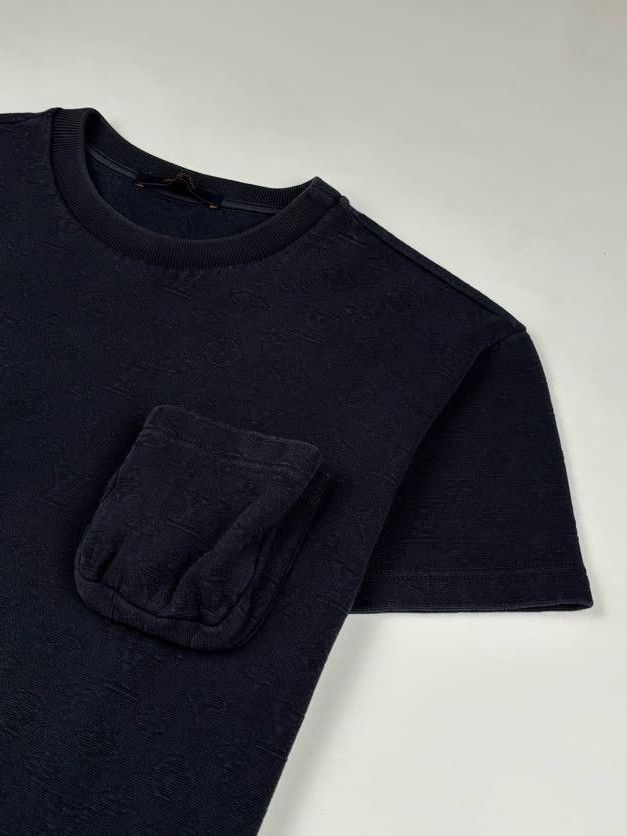 Louis Vuitton S/S 2021 3D Pocket Monogram T-Shirt Size US S / EU 44-46 / 1 - 5 Thumbnail
