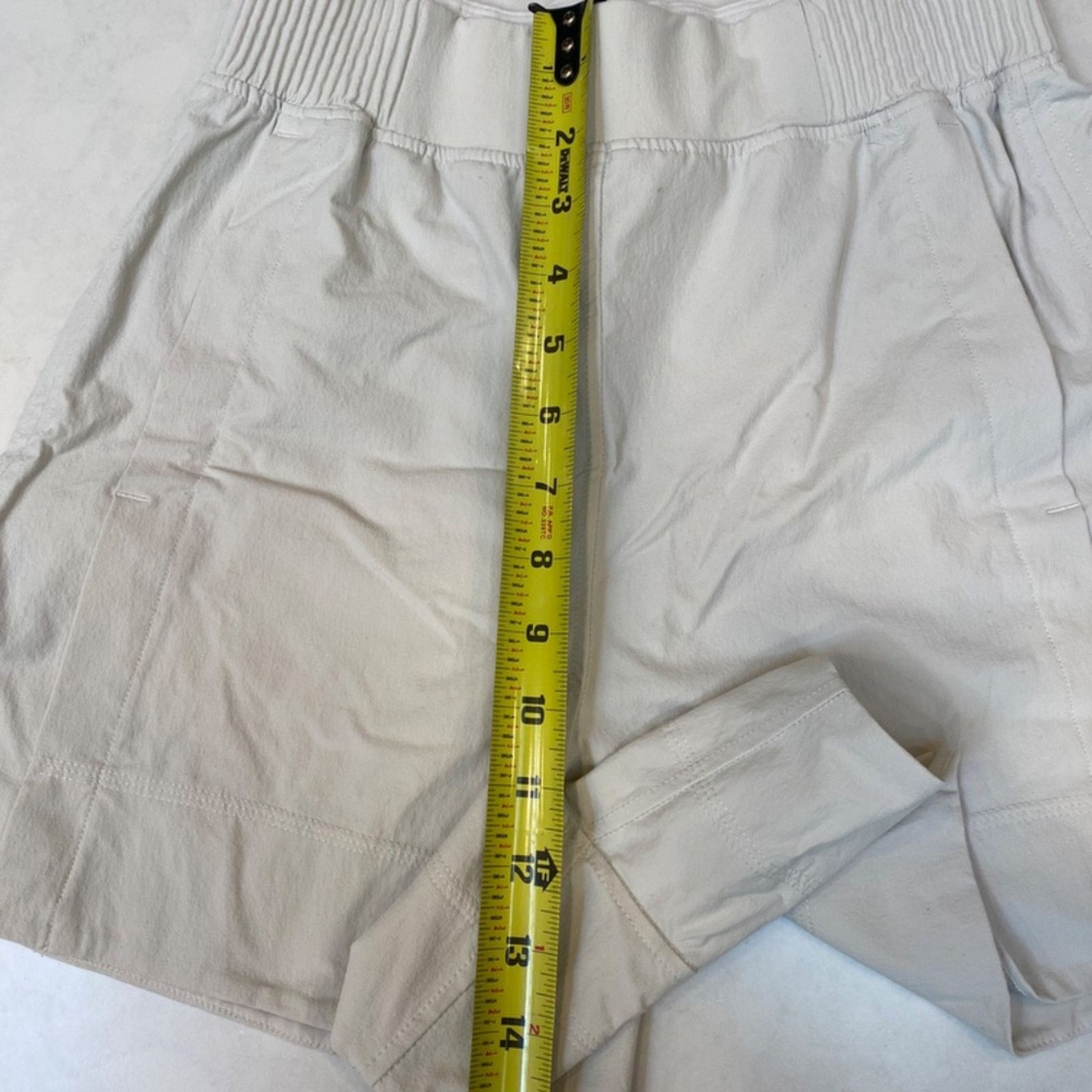 Lululemon Lululemon High-Rise Short - XS Size 22" - 5 Thumbnail