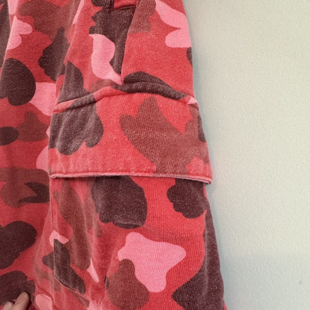 Bape OG Bape Red Camo Cargo Sweat Shorts Nerd Size US 30 / EU 46 - 8 Thumbnail