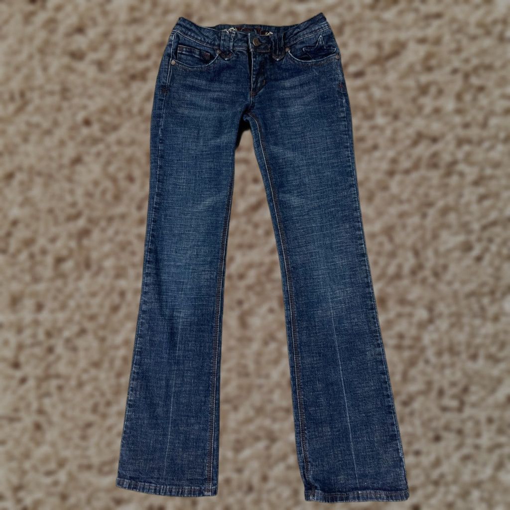 Denime C'est Toi Jeans Women Blue Denim Boot Cut Low Rise 22x29 Regular 29 in 5-Pocket Dark Wash Stretch Elastic Waist Cotton Blend Vintage No N/A Size 25" / US 0 / IT 36 - 1 Thumbnail