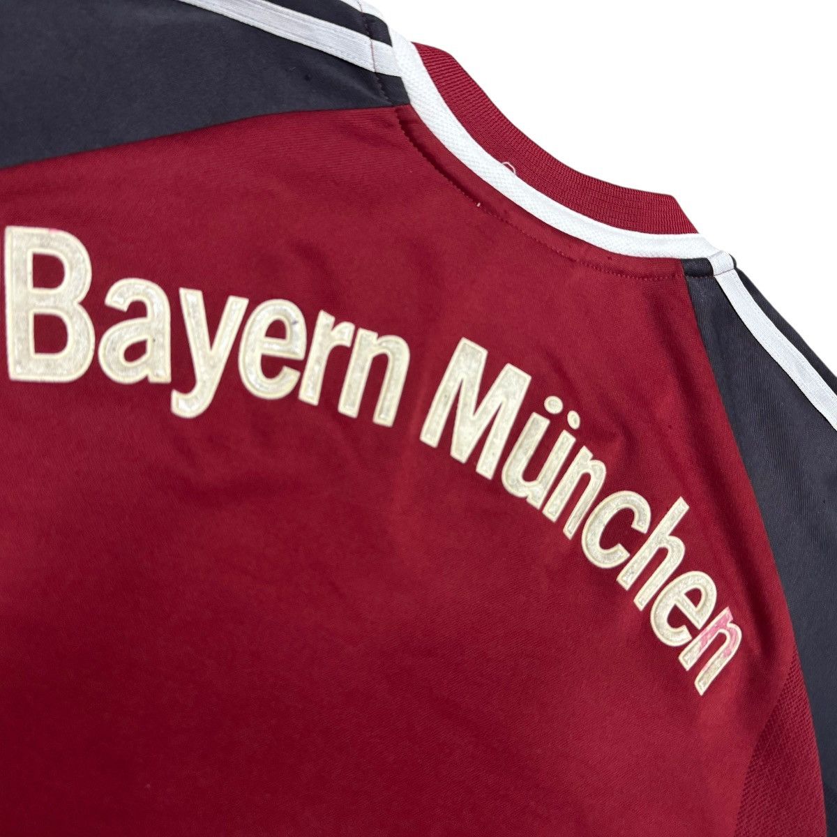 Adidas Vtg🔥2001-2002 Home Jersey Bayern Munich Football Club Size US L / EU 52-54 / 3 - 11 Thumbnail