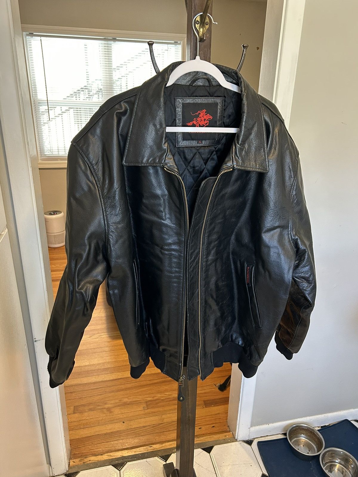 Vintage × Winchester Winchester Heavy Oversized Leather Black Bomber Jacket Size US XL / EU 56 / 4 - 1 Thumbnail