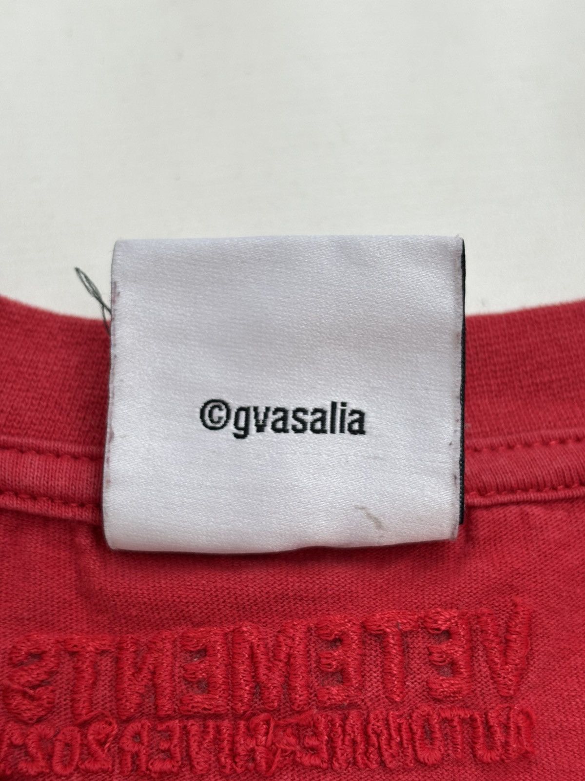 Vetements Logo Front Back T-Shirt Size US L / EU 52-54 / 3 - 7 Thumbnail