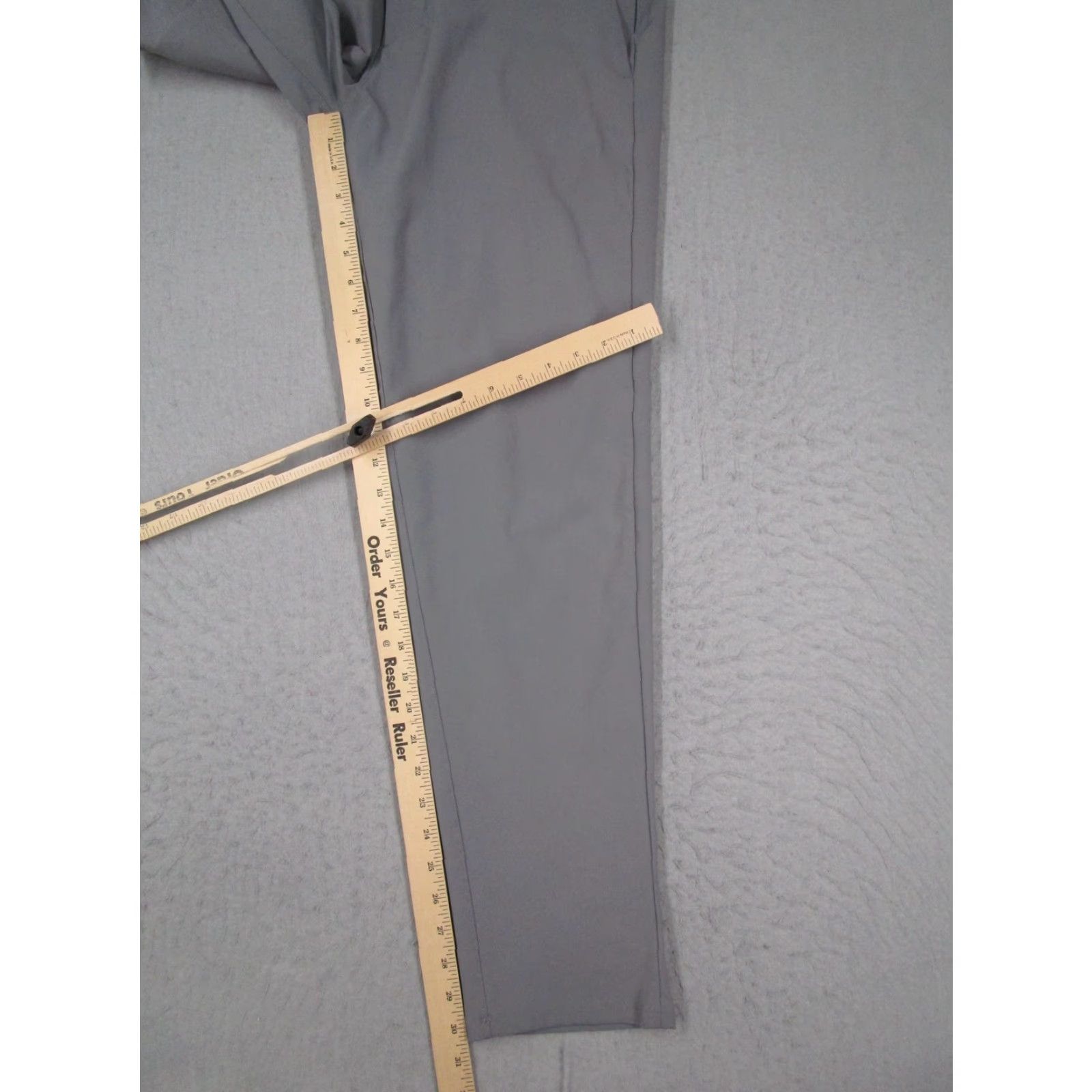 Lululemon Lululemon Pants Mens 34x31 Gray Commission Slim Leg Travel Golf Performance Size US 34 / EU 50 - 7 Thumbnail