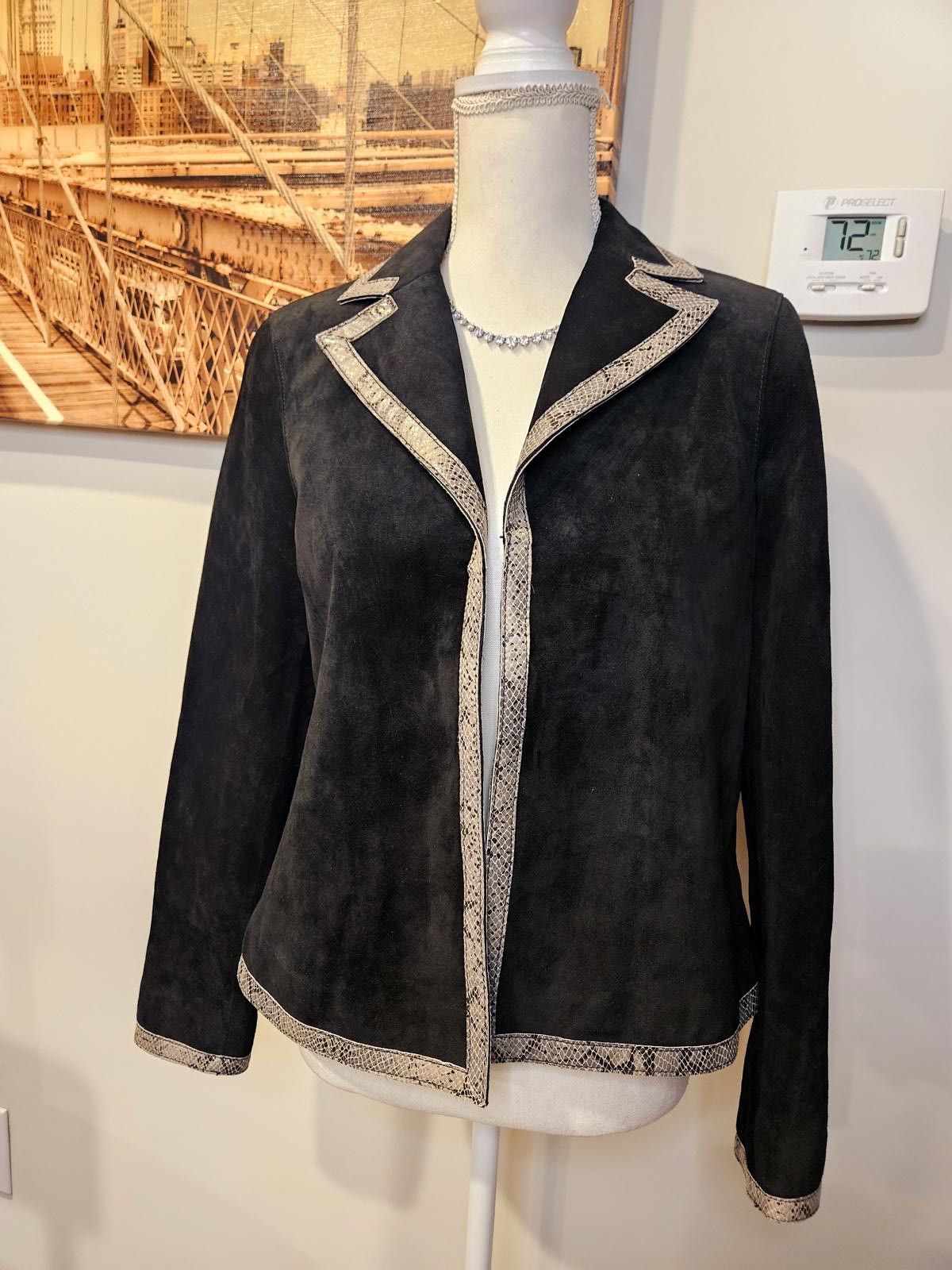 Designer 100% Leather Doncaster Women's Jacket with Snake Trim #349 Size S / US 4 / IT 40 - 1 Thumbnail