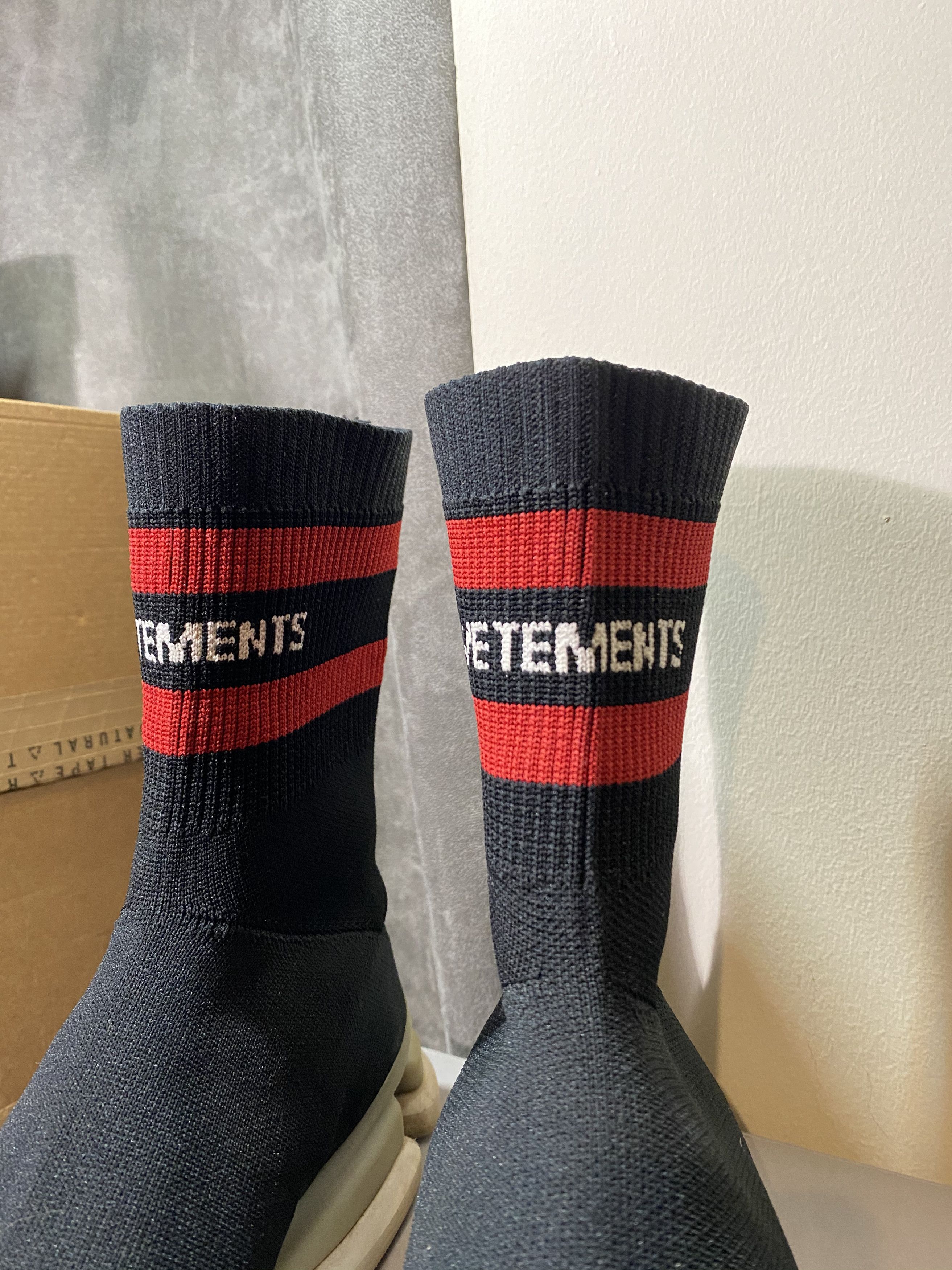 Reebok × Vetements Vetements x Reebok Sock Runner Size US 9 / EU 42 - 4 Thumbnail