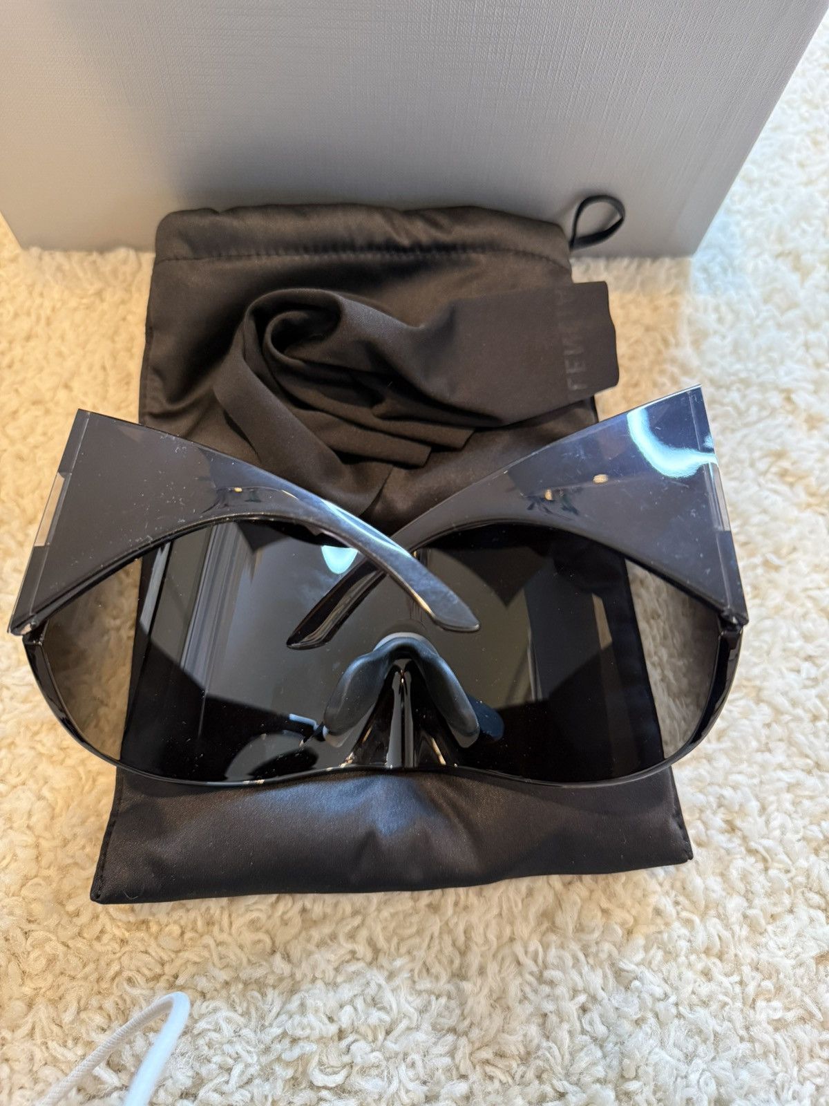 Balenciaga Fall23 Rectangle Mask Sunglasses