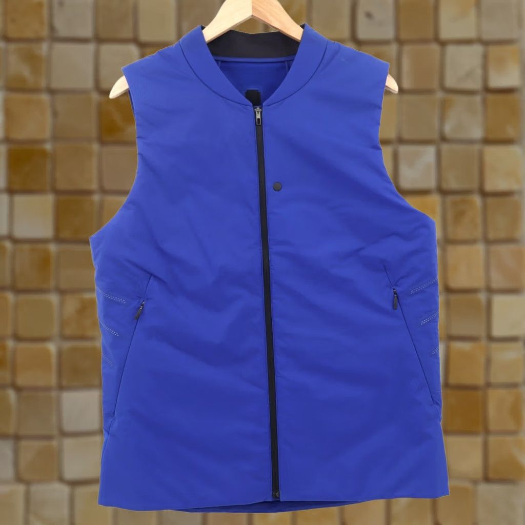 Lululemon Lululemon Men’s Surge Thermo Vest Primalosft Running Hero Blue L Short Zip Pockets Reflective Lightweight Thermal Windbreaker Vest Mens Size US L / EU 52-54 / 3 - 1 Thumbnail