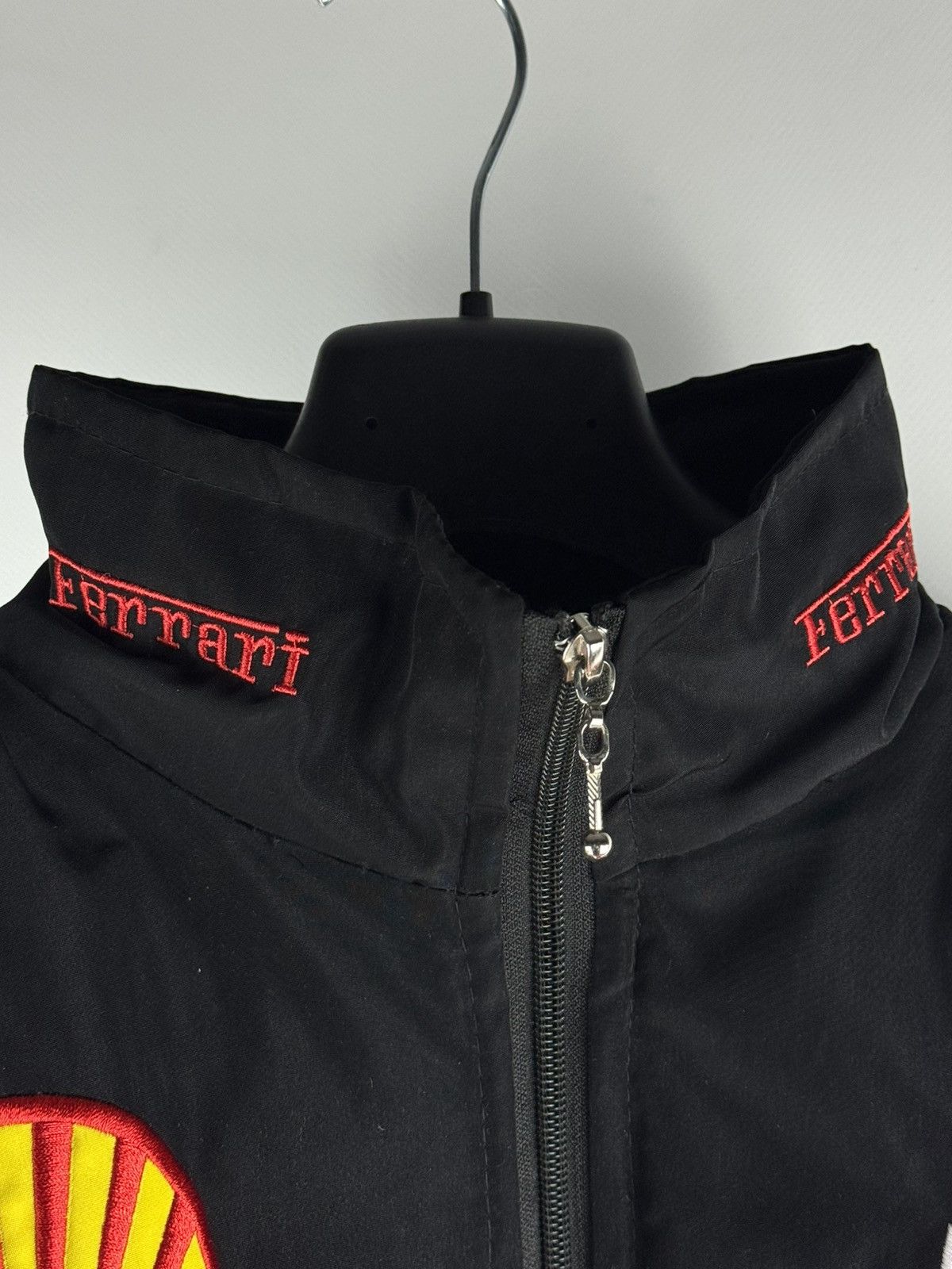 Ferrari Vintage Ferrari F1 Team Racing Bomber Jacket Shell /OMP Y2K Size US L / EU 52-54 / 3 - 9 Thumbnail