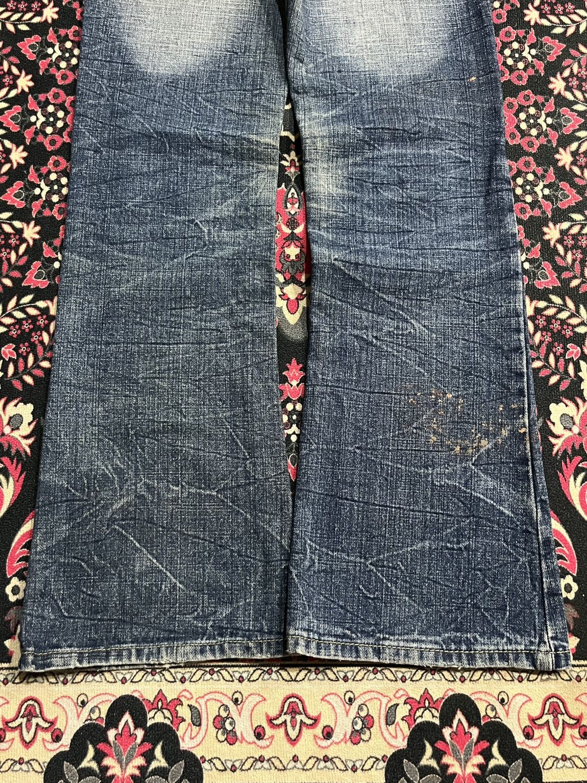 Vintage Vintage Japanese Brand Blue Whisker Washed Flare Jeans Size 30" / US 8 / IT 44 - 9 Thumbnail