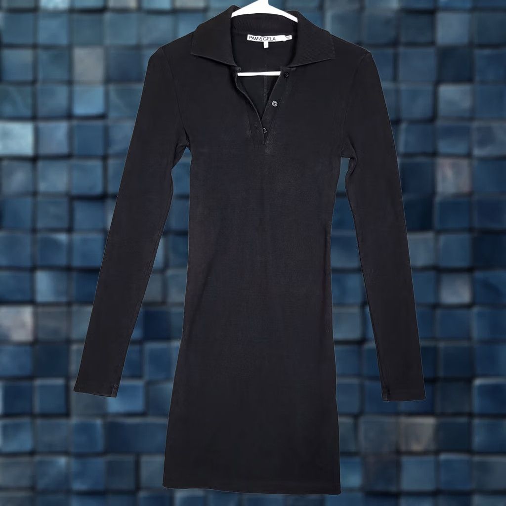 Vintage PAM & GELA Women's black Ribbed 1/4 button up long sleeve dress Size P Size S / US 4 / IT 40 - 1 Thumbnail