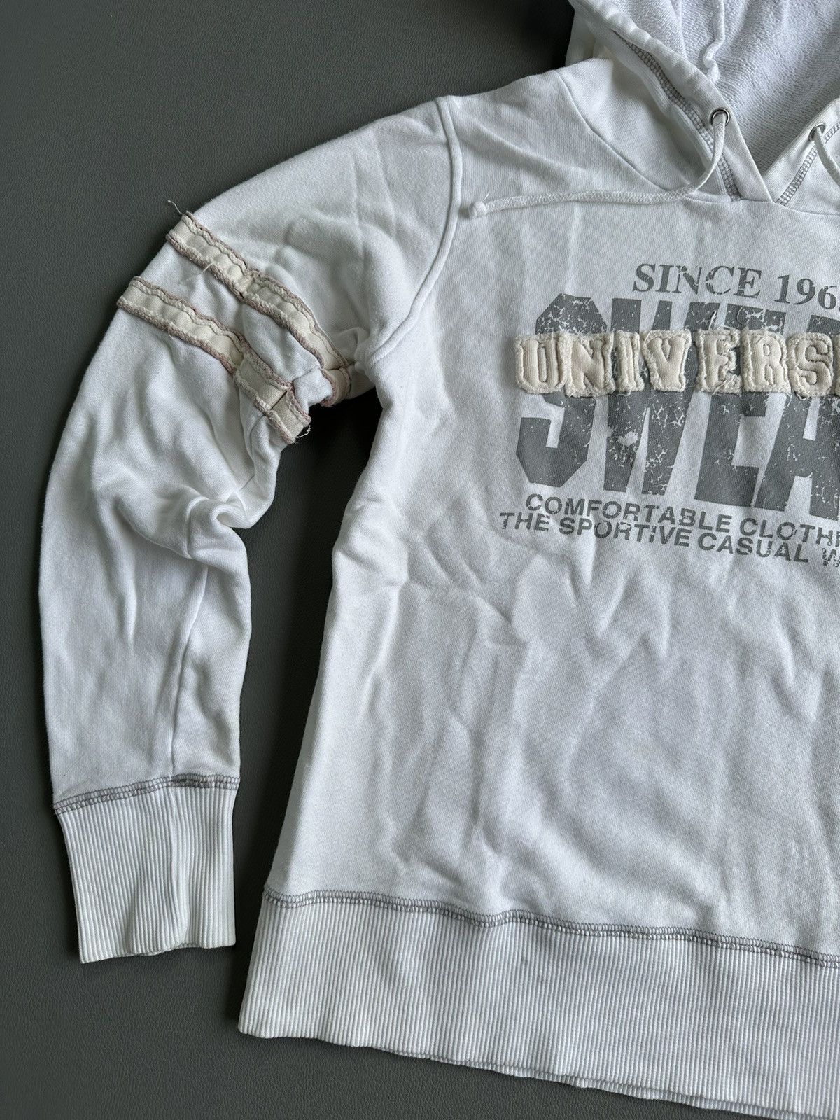 Beauty Beast DISTRESSED FLEUR 2 BAR HOODIE IFSIXWASNINE LGB STYLE Size US M / EU 48-50 / 2 - 3 Thumbnail