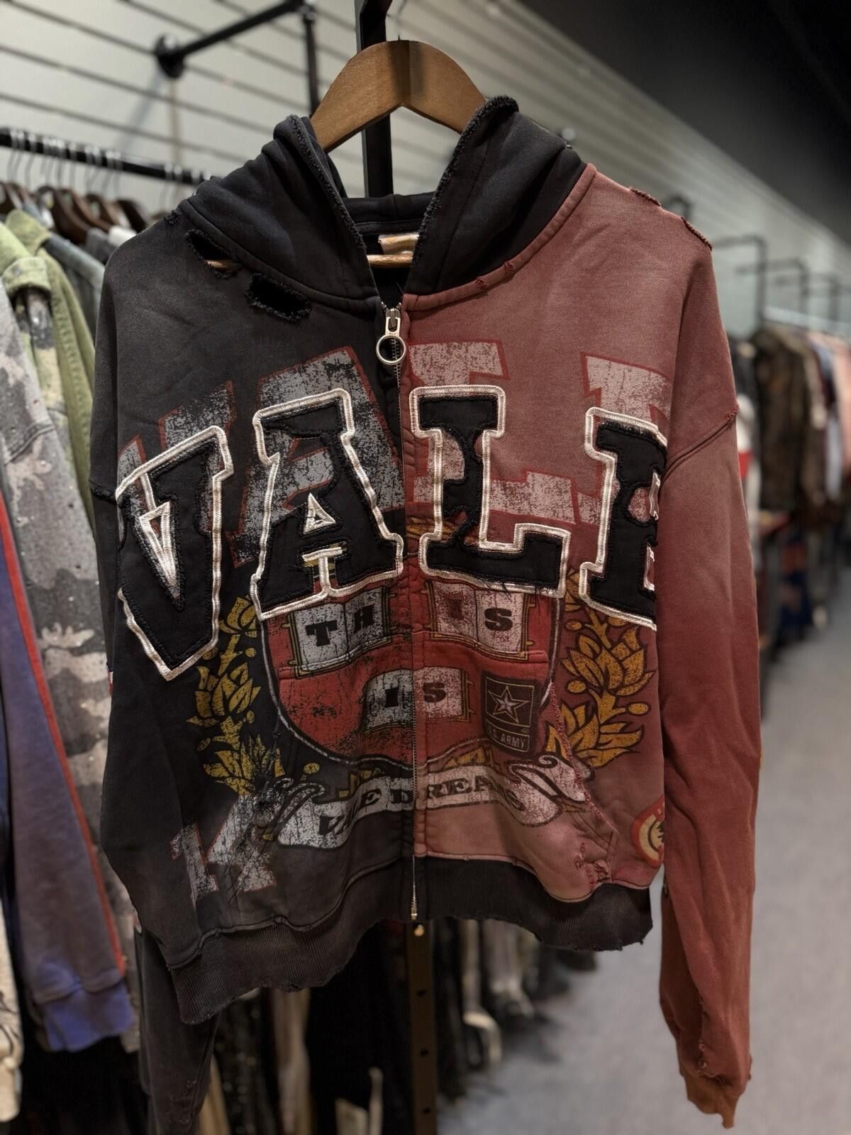 Vale Large - Vale Zip Up Red Black Hoodie Authentic Valley Size US L / EU 52-54 / 3 - 3 Thumbnail