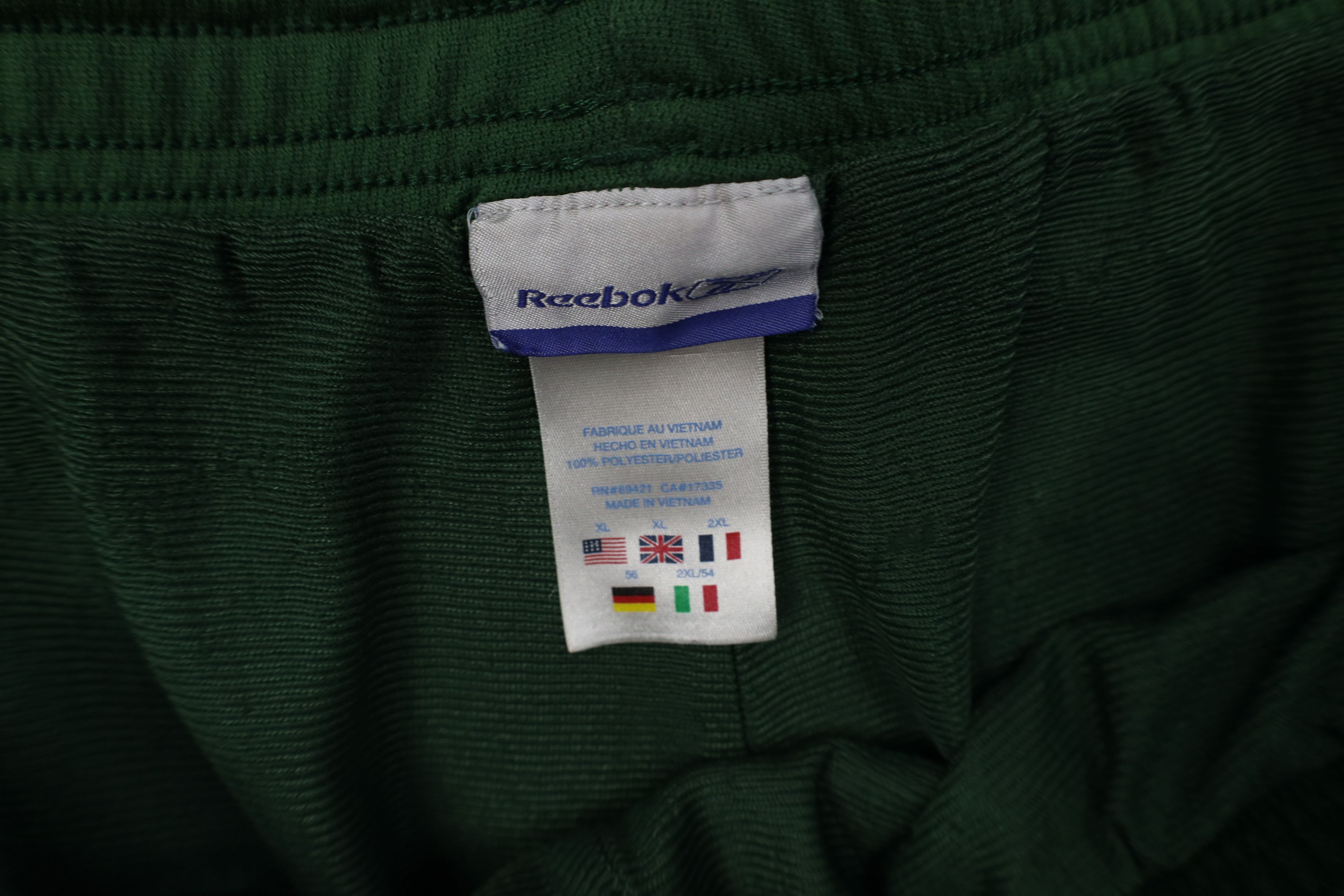 Reebok Vintage Reebok Logo Heavyweight Basketball Shorts Green Size US 36 / EU 52 - 7 Thumbnail