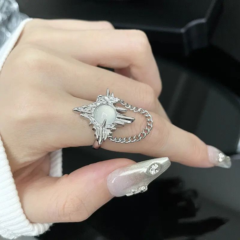 Chain x Jewelry Irregular Tassel Moonstone Rings in Silver, Men's