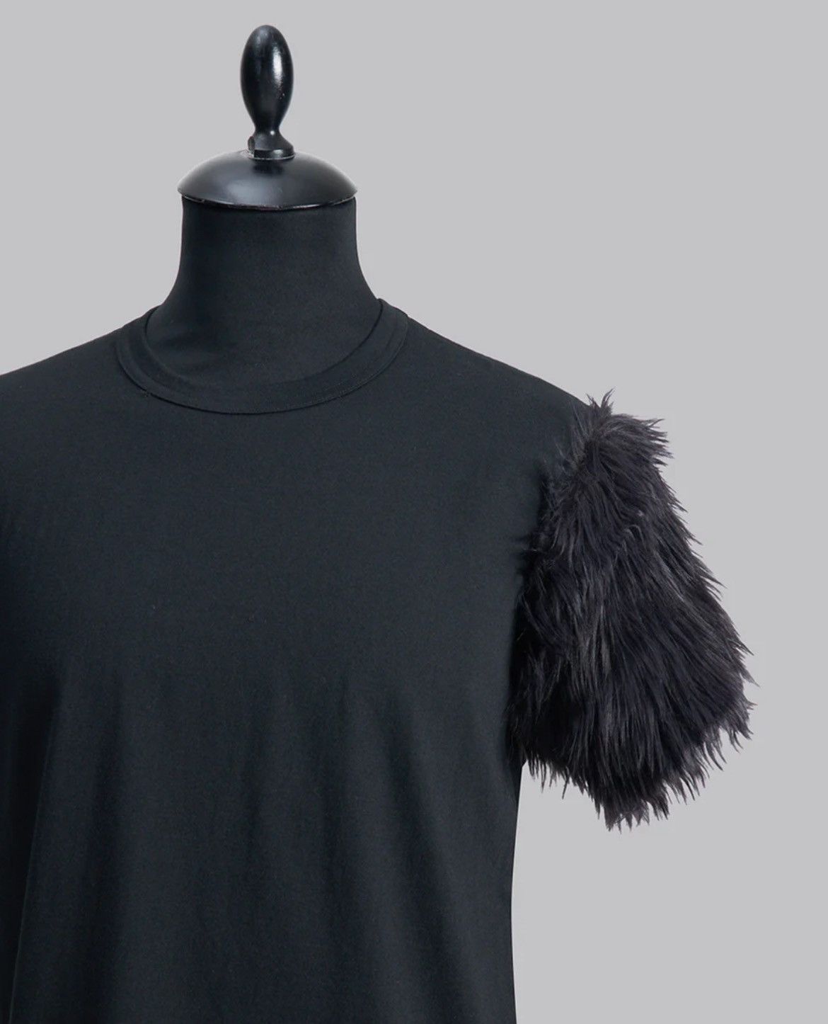 Comme des Garcons Homme Plus FAUX FUR SLEEVES TEE Size US L / EU 52-54 / 3 - 6 Thumbnail