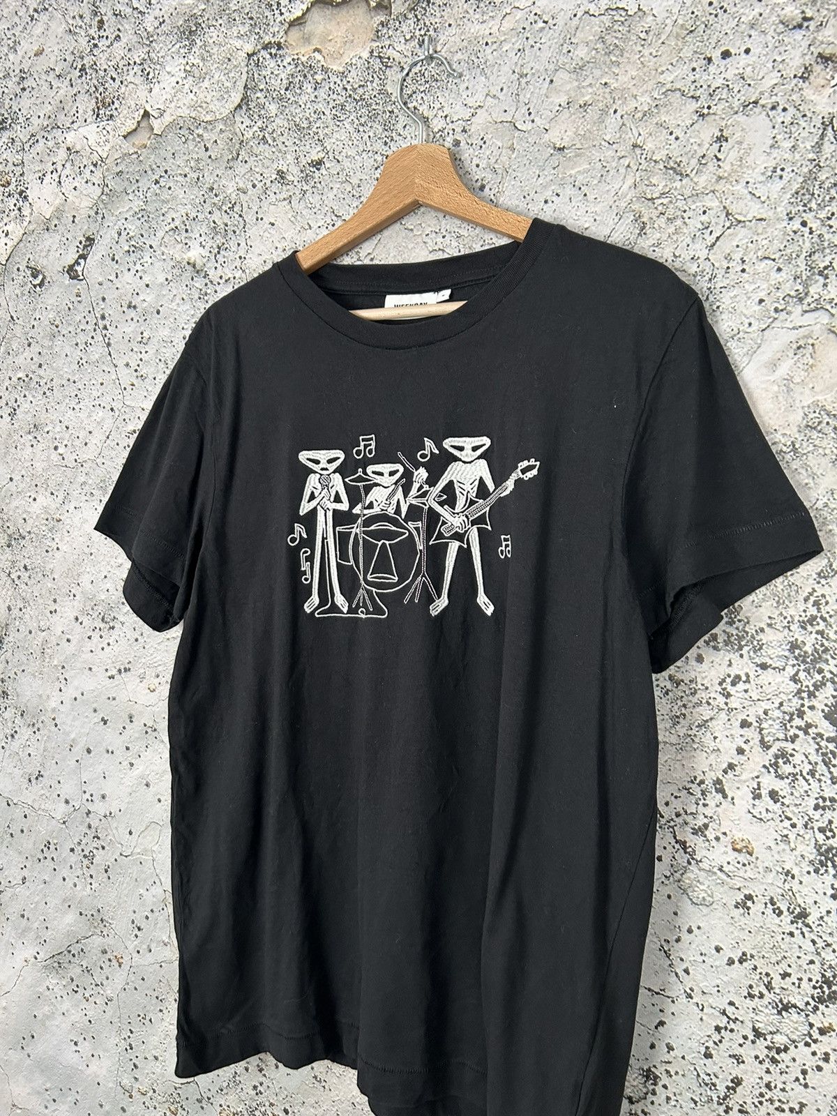 Weekday Weekday Aliens Graphic Tee Streetwear UFO Skateboards Size US L / EU 52-54 / 3 - 2 Thumbnail