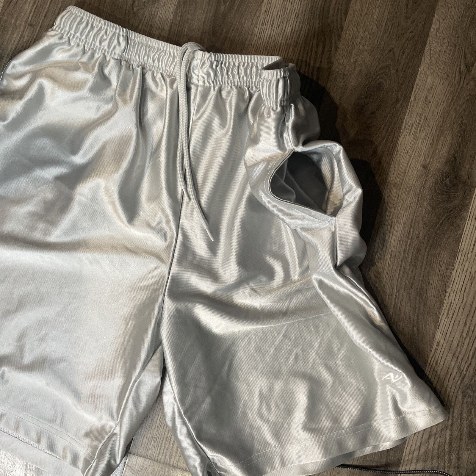 Athletic Works Silver Athletic Works Shiny Basketball Y2K Shorts Mens L Size US 36 / EU 52 - 11 Thumbnail