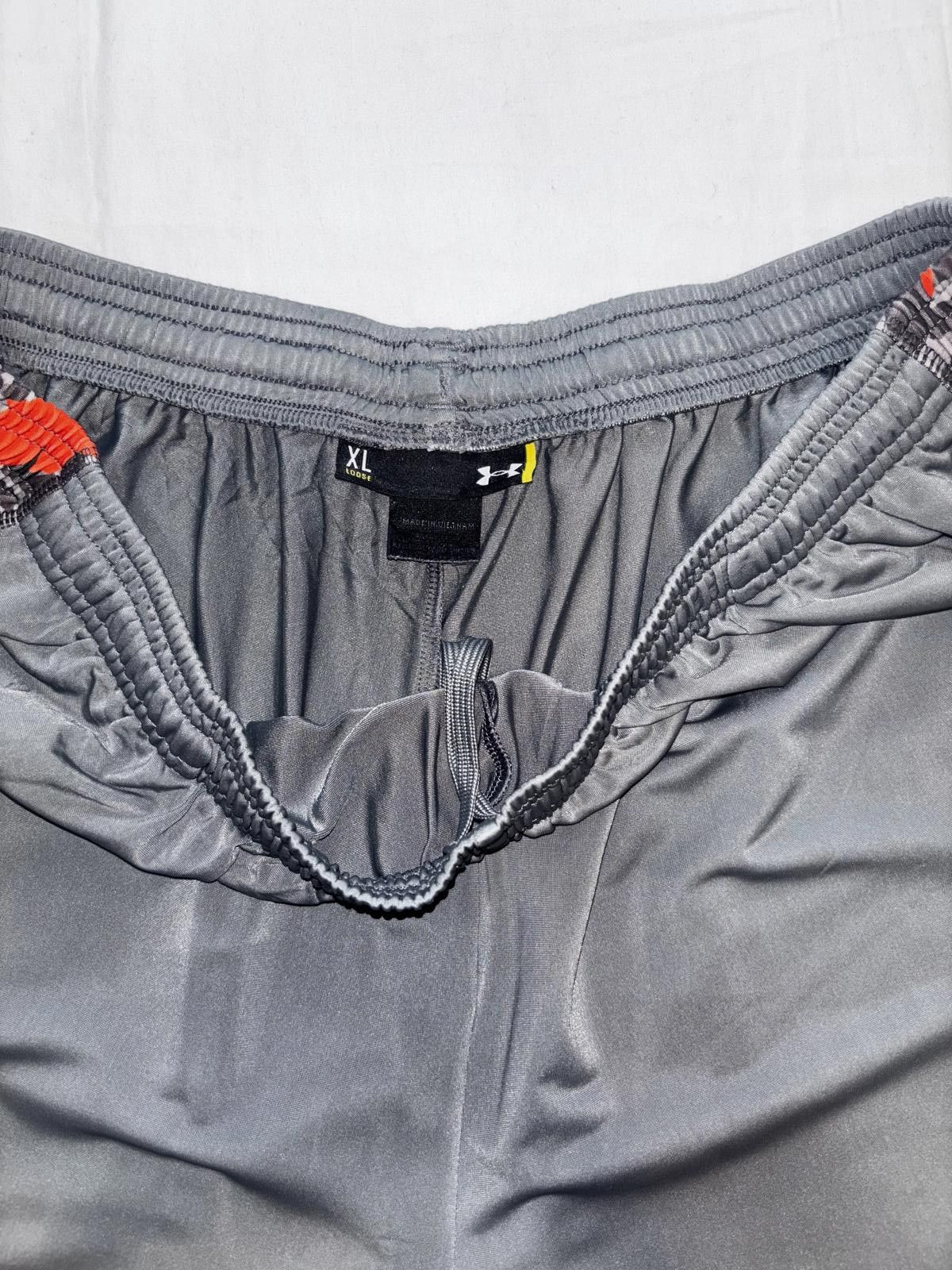 Under Armour Under Armour Men's Performance Shorts - XL Size US 36 / EU 52 - 2 Thumbnail