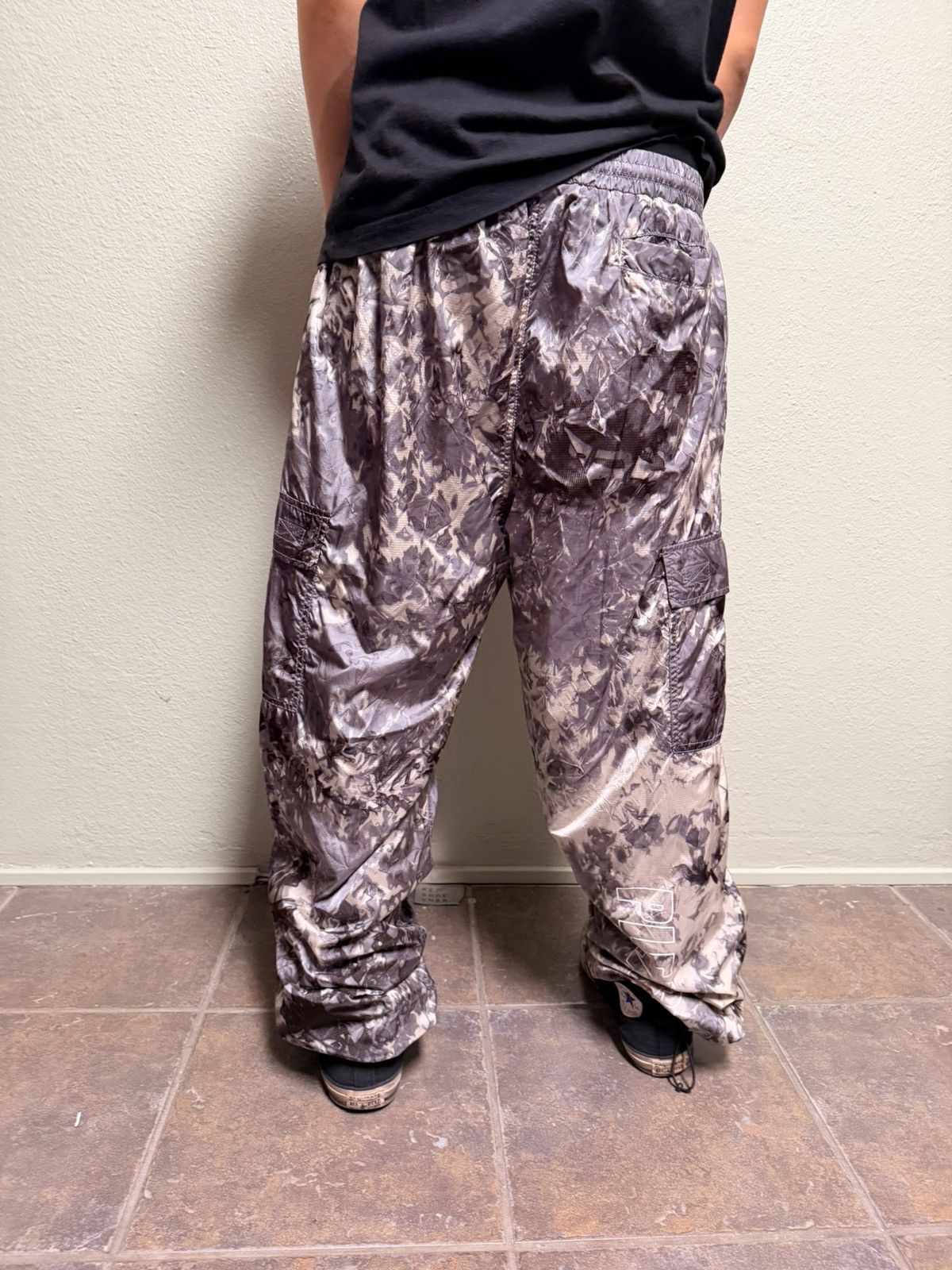 Pleasures Pleasures Camo Nylon cargo pants Size US 36 / EU 52 - 3 Thumbnail