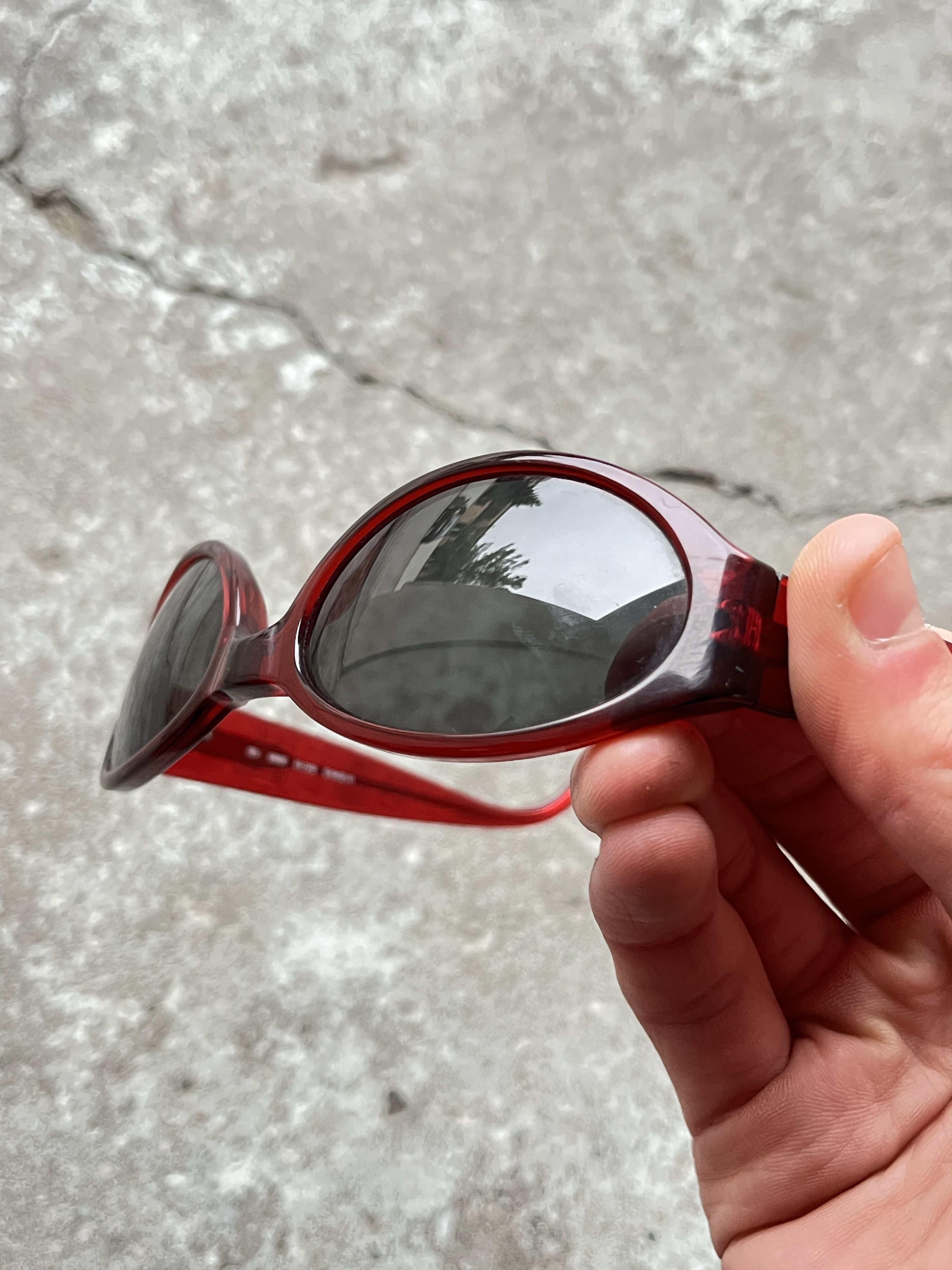 Other red moschino sunglasses sport Size ONE SIZE - 8 Thumbnail