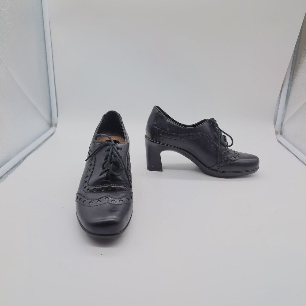 Other Earth Periwinkle Elegant Black Leather Women's Heeled Shoes Size US 5 / IT 35 - 2 Thumbnail