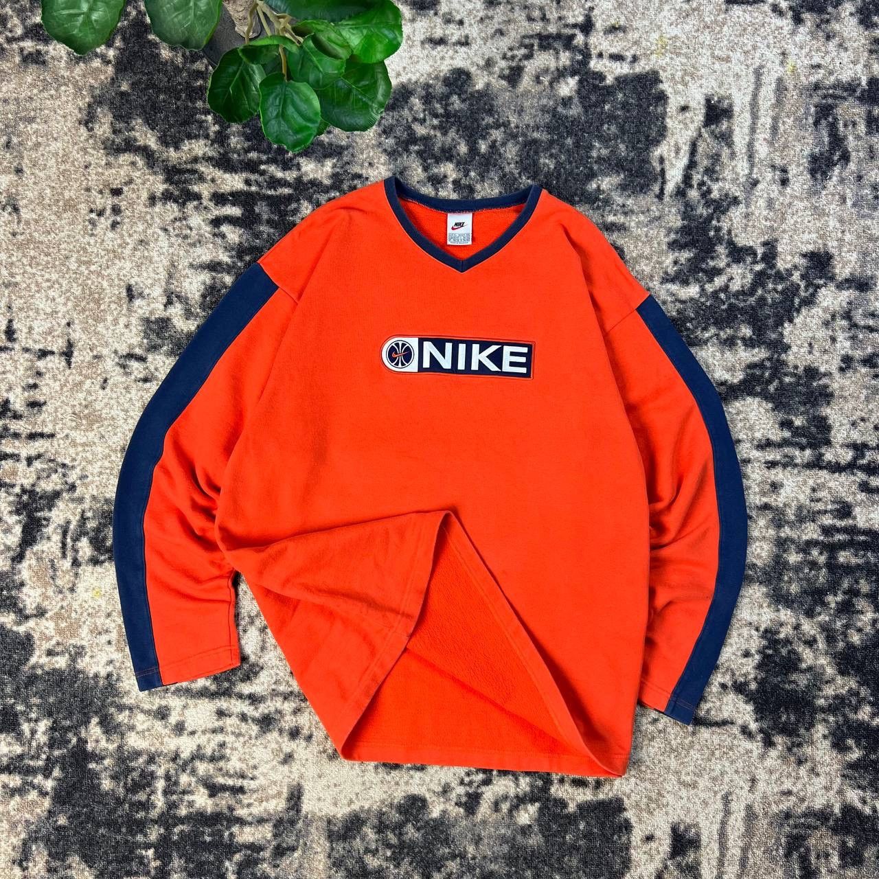 Nike Nike Vintage Y2K Big Embroidered Logo Sweatshirt Size US XL / EU 56 / 4 - 1 Thumbnail