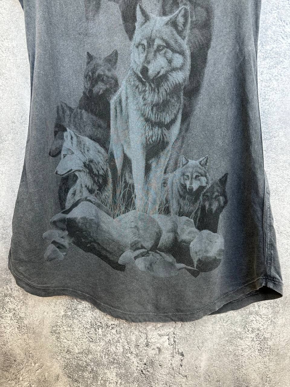 Allsaints AllSaints Spitalfields Nighthunders Tee Wolves T-Shirt Size XS / US 0-2 / IT 36-38 - 7 Thumbnail