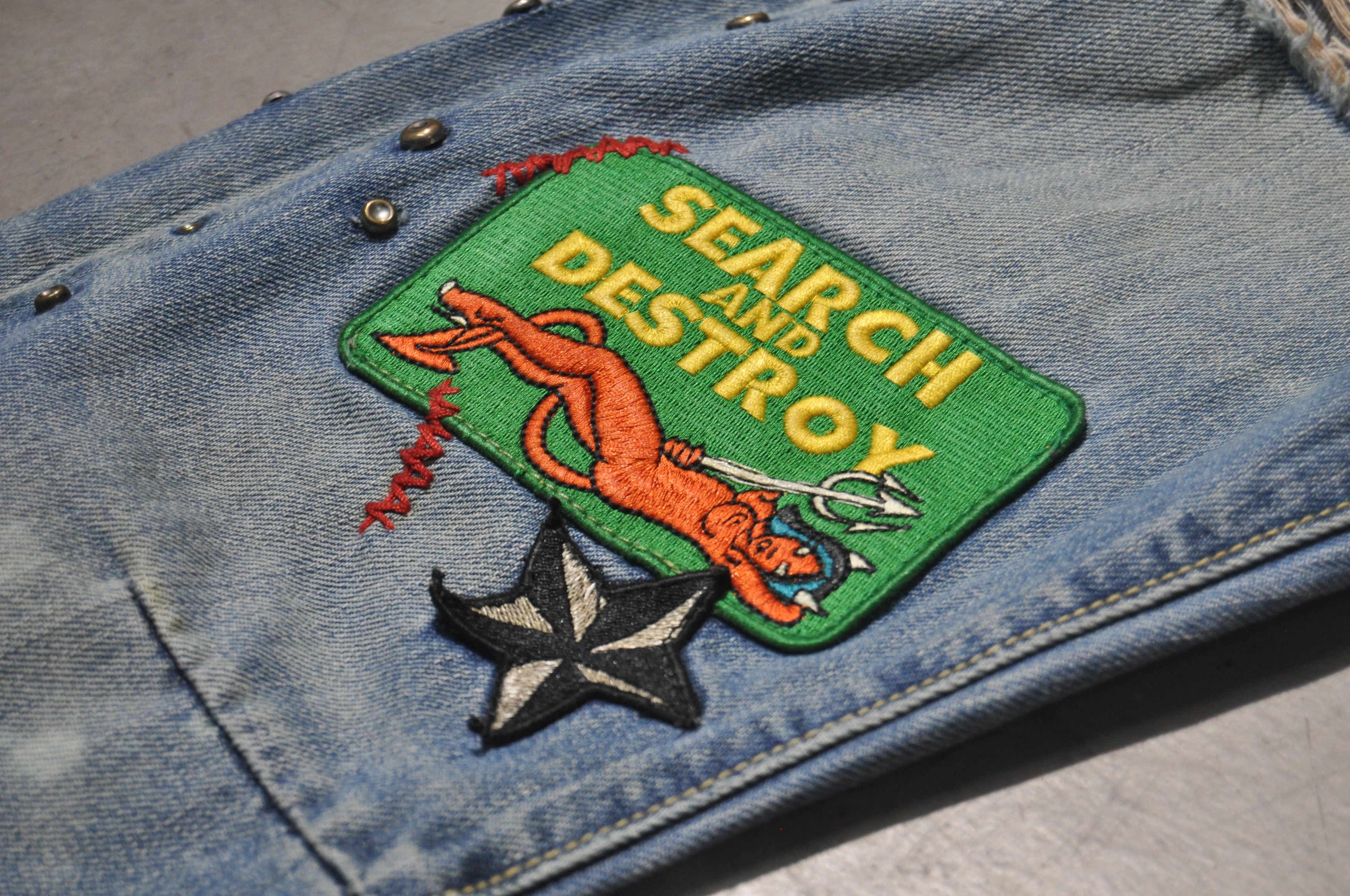 Ed Hardy Ed Hardy - Studded Multi-Patch Denim Jean Size US 30 / EU 46 - 8 Thumbnail