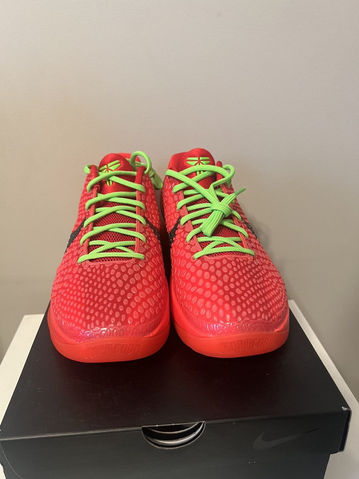 Nike Nike Kobe 6 Protro “Reverse Grinch” Size US 9 / EU 42 - 9 Thumbnail