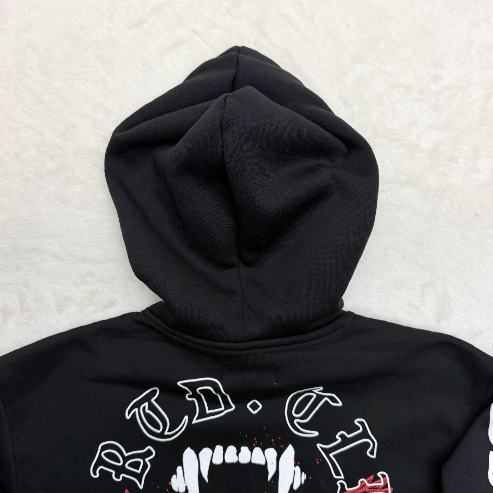 Vintage VINTAGEN/A UNDRTD Sweater Hoodie Small Black Vampire Graphic Pullover Fleece Gothic Size US S / EU 44-46 / 1 - 2 Thumbnail