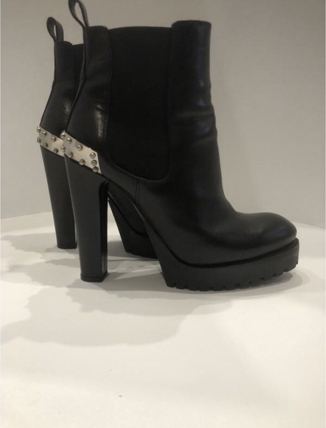 Alexander McQueen alexander mcqueen boots women Size US 7 / IT 37 - 2 Thumbnail