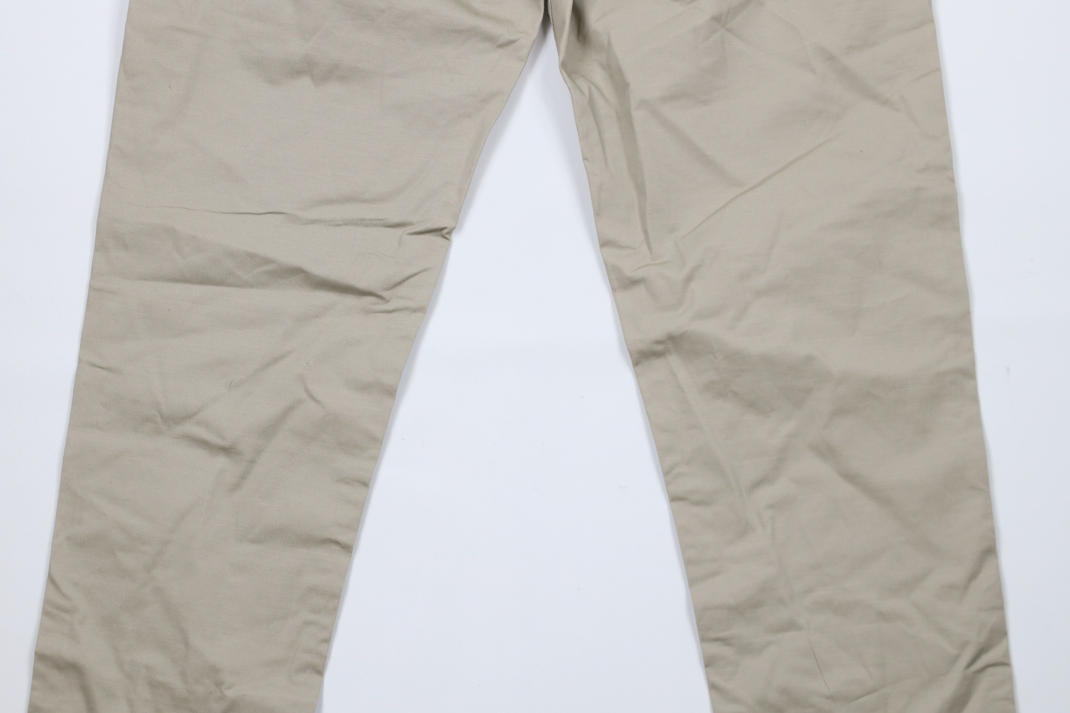 Calvin Klein × Vintage New Calvin Klein Fit Tapered Leg Chino Pants Trousers Beige Size US 33 - 9 Thumbnail