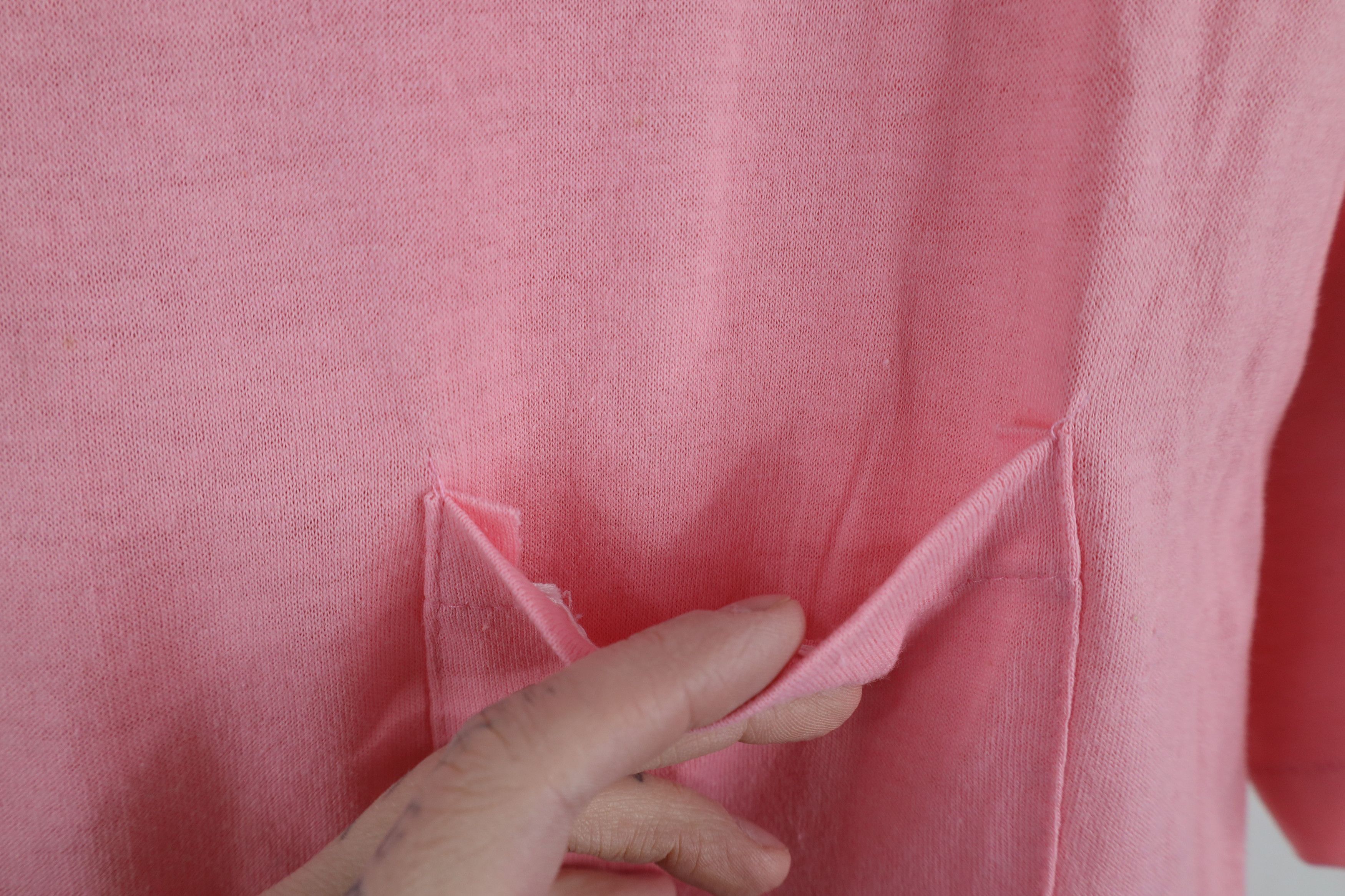 Vintage Vintage 70s Streetwear Short Sleeve Pocket T-Shirt Pink USA Size L / US 10 / IT 46 - 4 Thumbnail