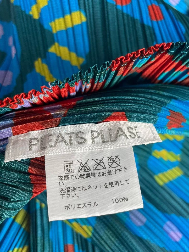 Issey Miyake Issey Miyake size:3 Blue pleated snake top with short slee Size XS / US 0-2 / IT 36-38 - 2 Thumbnail