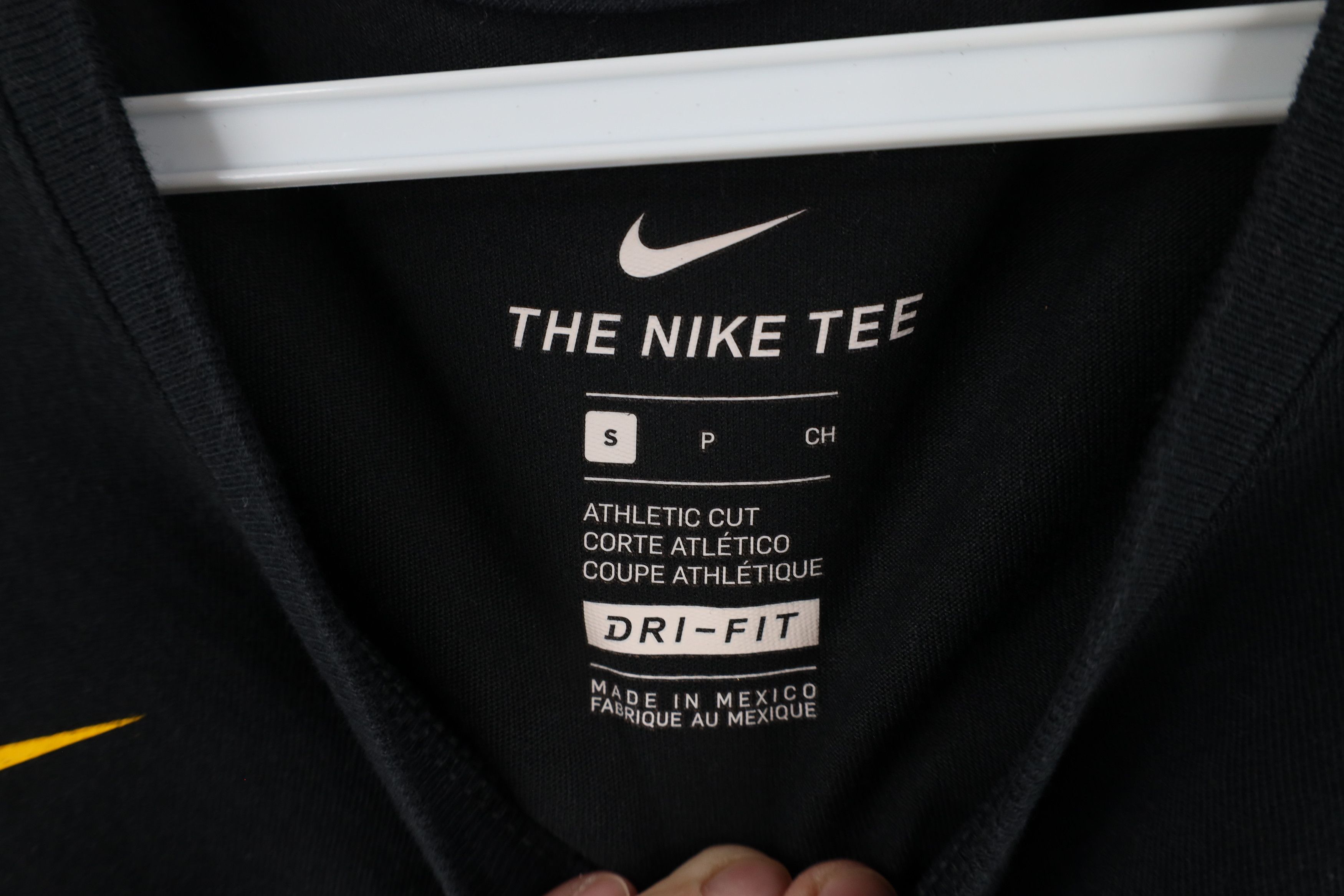 Nike × Vintage Nike Los Angeles Lakers Basketball Jersey T-Shirt Black Size US S / EU 44-46 / 1 - 7 Thumbnail