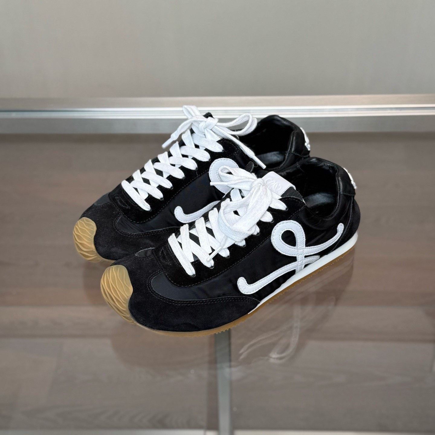 Loewe Loewe Ballet Runner 2.0 Black Size US 6 / IT 36 - 1 Thumbnail