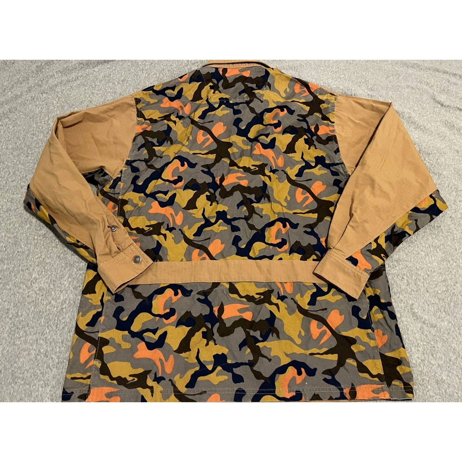 Vintage VINTAGE Wu-Wear Wu-Tang Long Sleeve Button-Up Shirt Brown Camo XL Mens 90s Wu-Tang Camouflage Cotton Knit Shirt Size US XL / EU 56 / 4 - 5 Thumbnail
