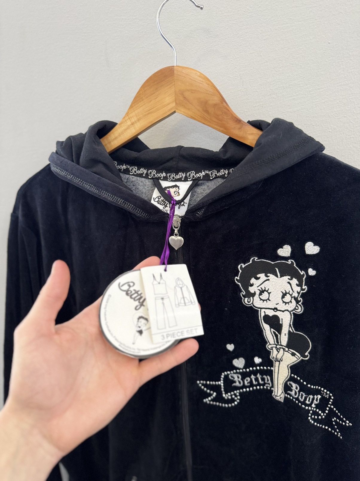 Vintage Vintage Y2K Betty Boop Zip Hoodie Size L / US 10 / IT 46 - 2 Thumbnail